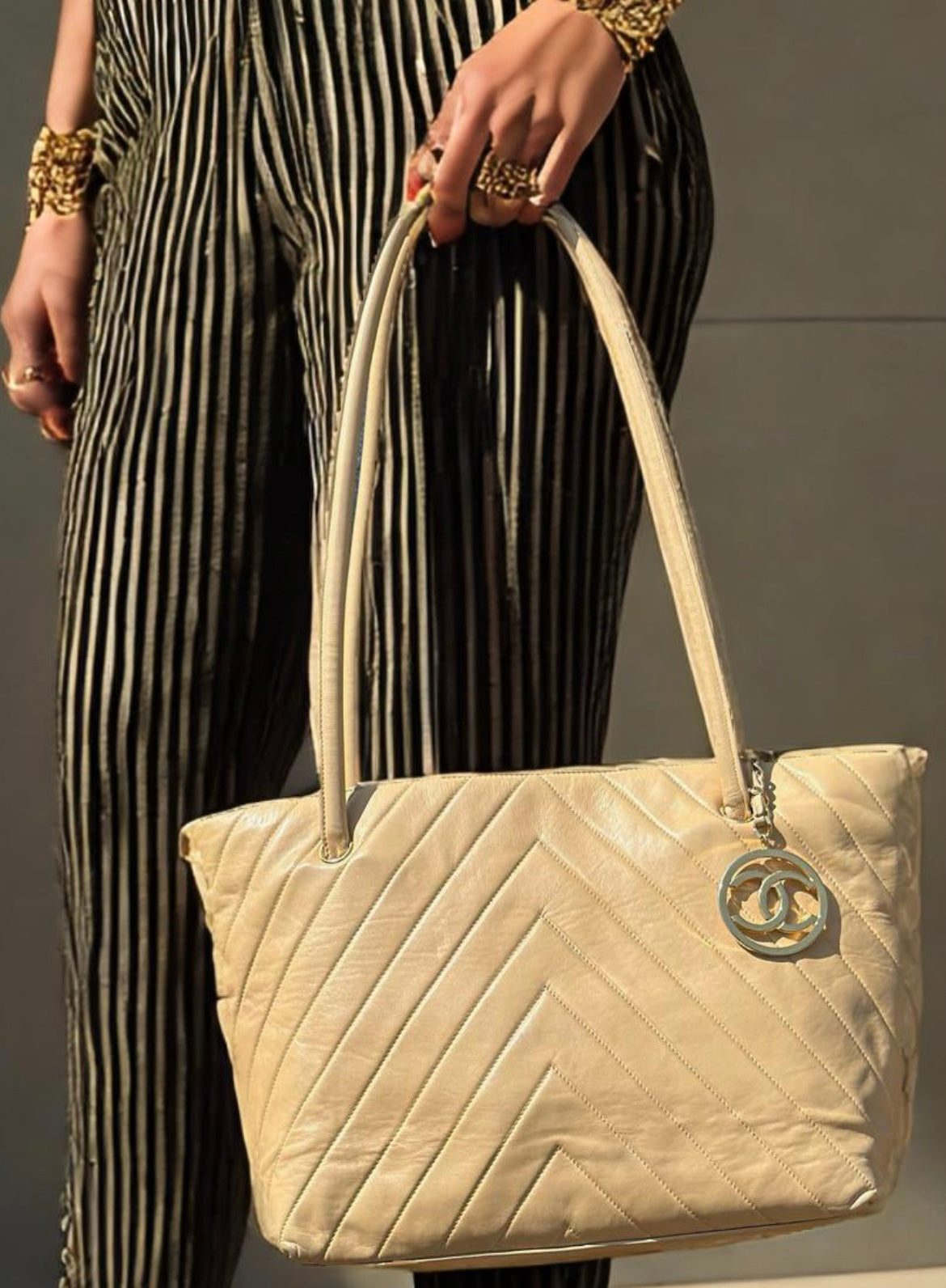 Chanel Chevron Tote in Beige Vintage 24k gold