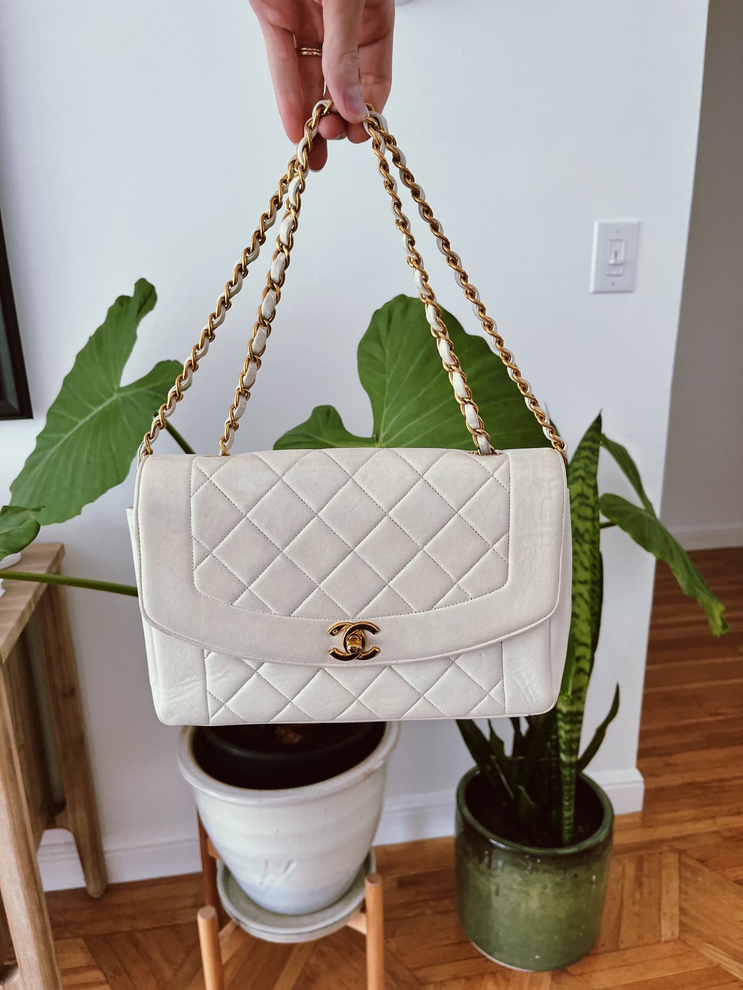 Chanel ivory vintage Diana