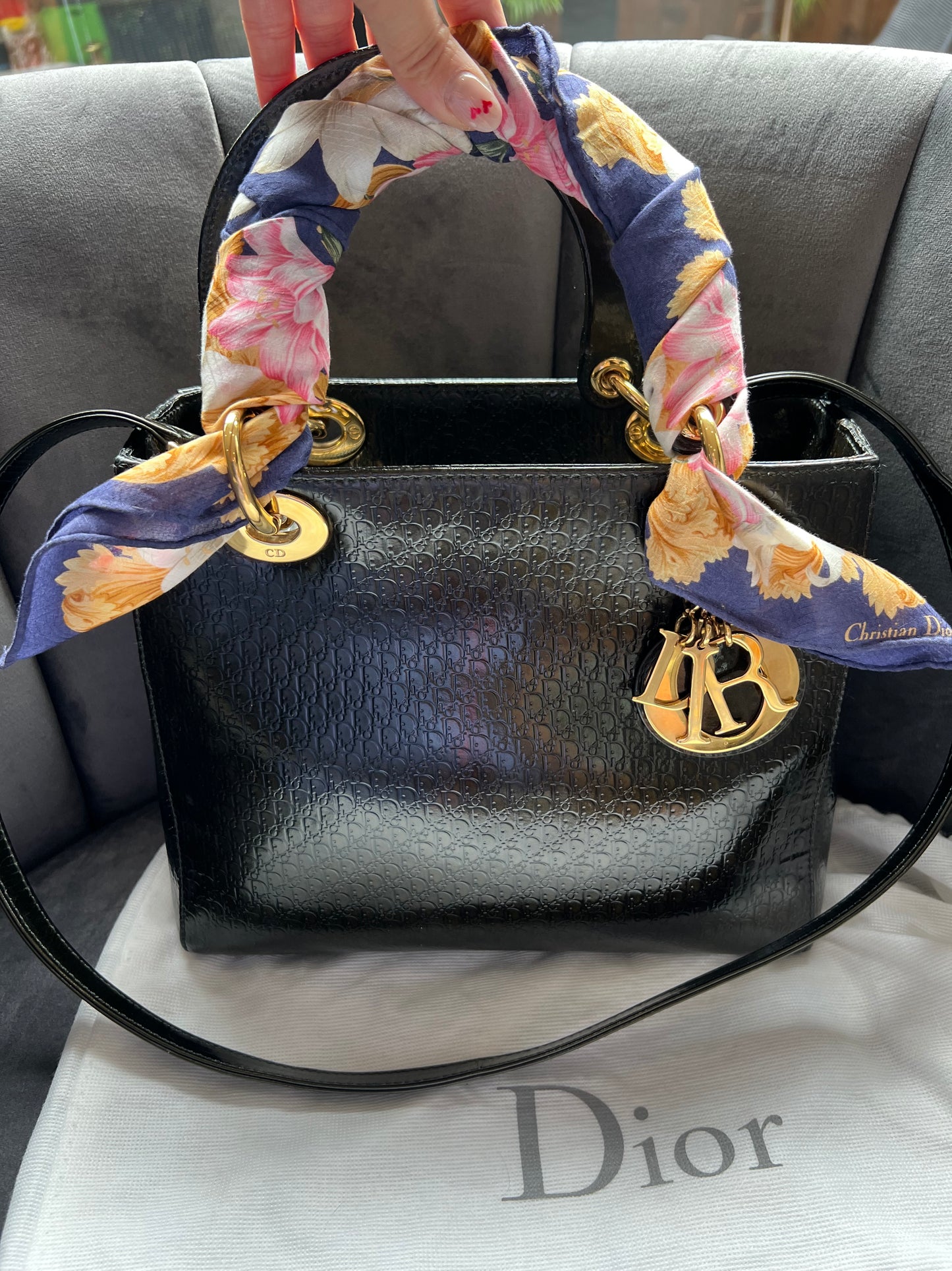 Rare Lady Dior tote medium patent