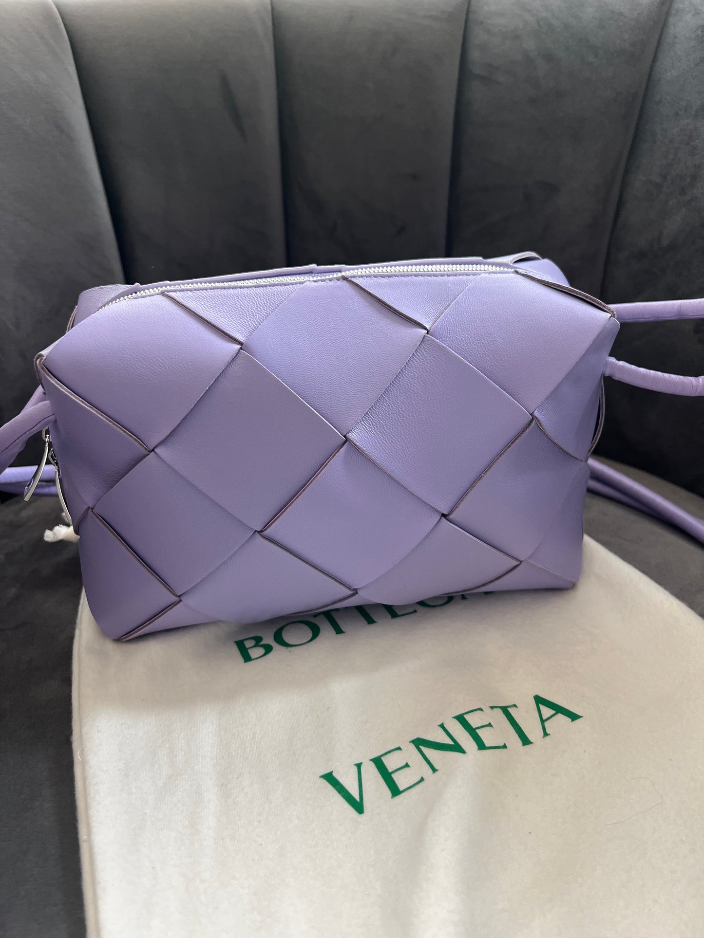Bottega Veneta Intrecciato Cassette Camera Bag in Wisteria