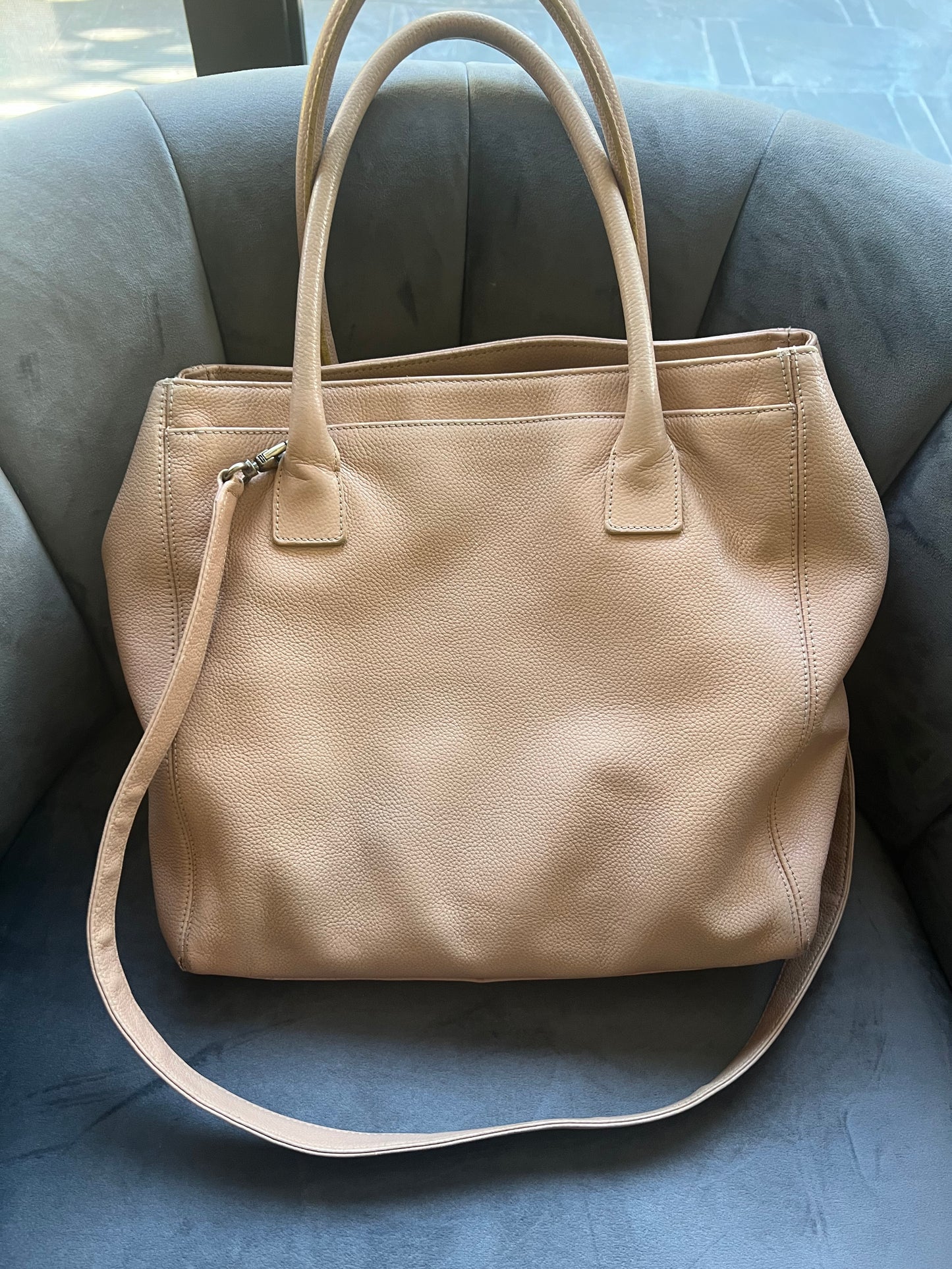 Vintage Chanel Cerf Tote beige