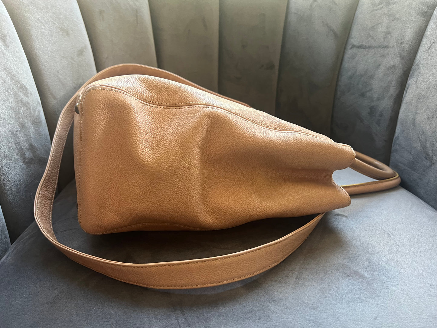 Vintage Chanel Cerf Tote beige