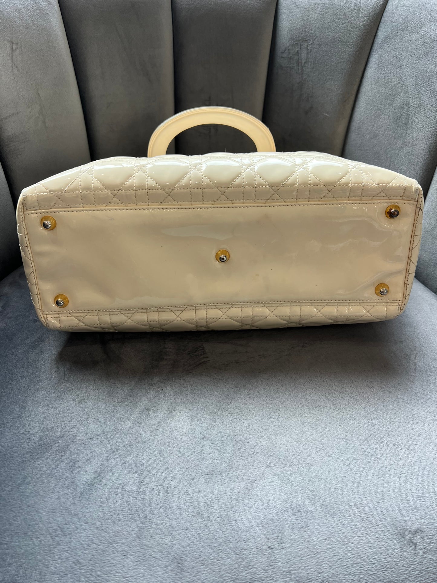 CHRISTIAN DIOR Patent Cannage Large Lady Dior Ivory