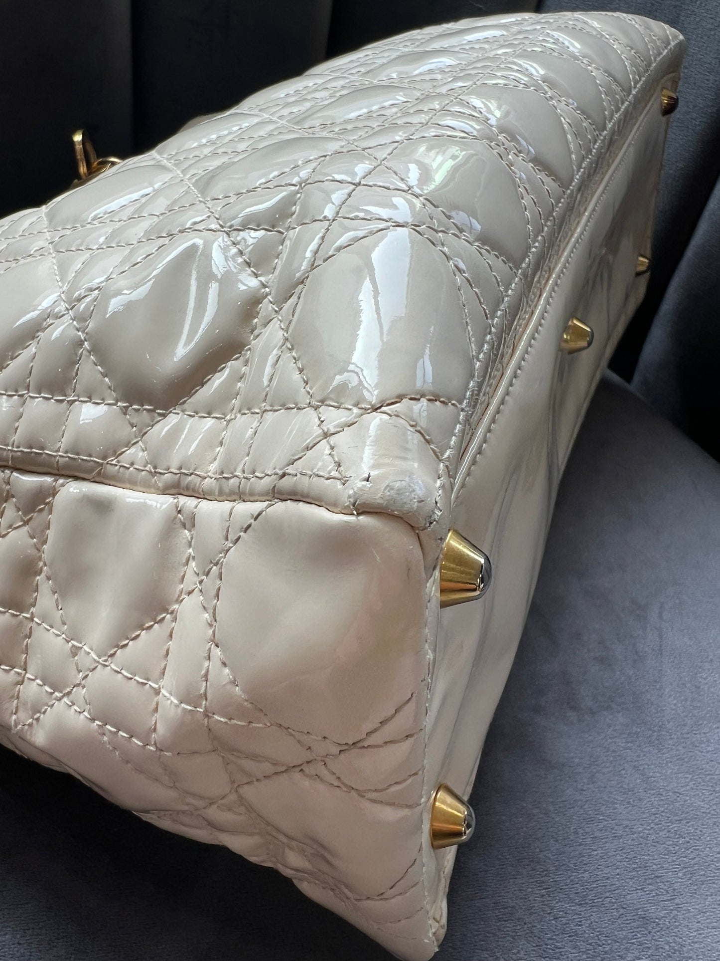 CHRISTIAN DIOR Patent Cannage Large Lady Dior Ivory