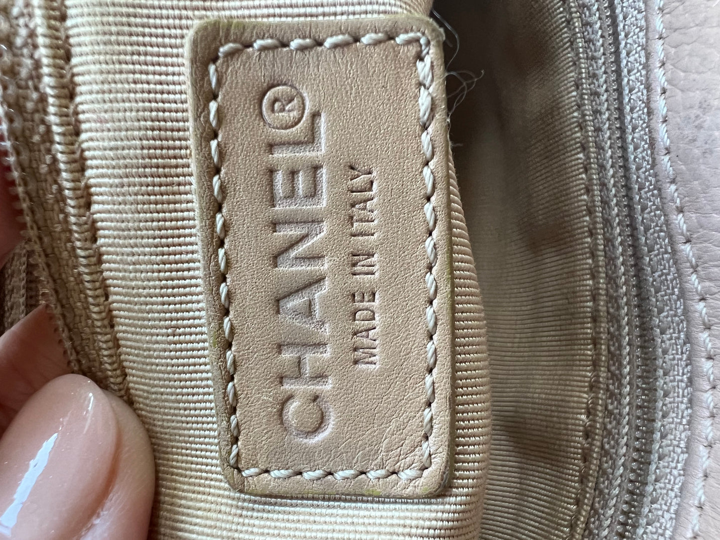 Vintage Chanel Cerf Tote beige