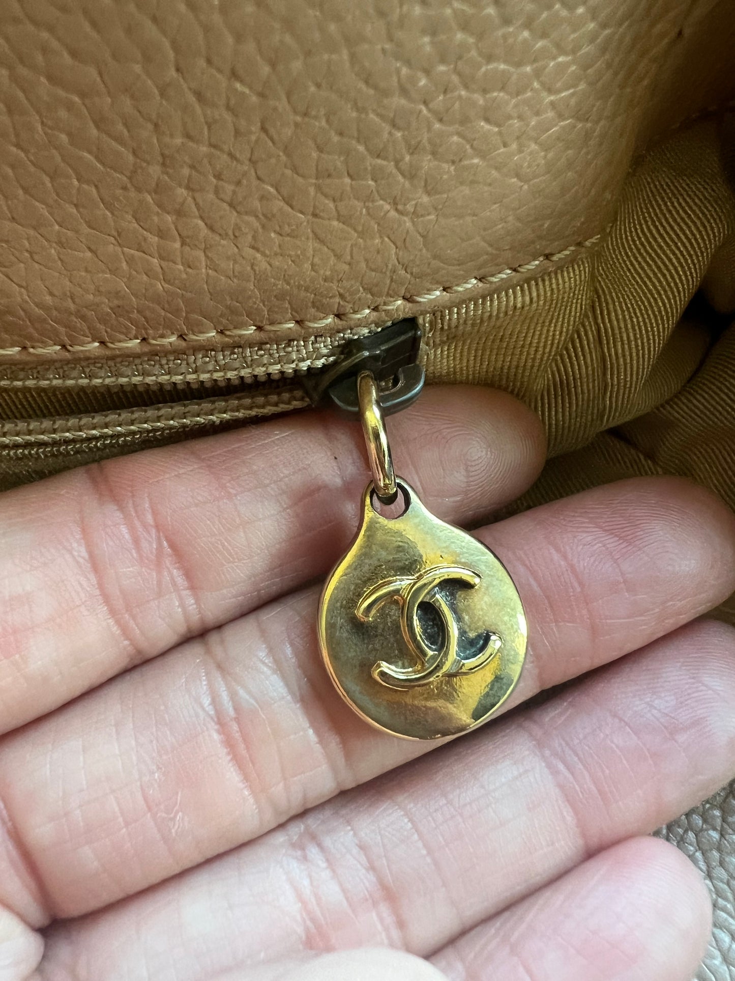 Vintage Chanel Cerf Tote beige