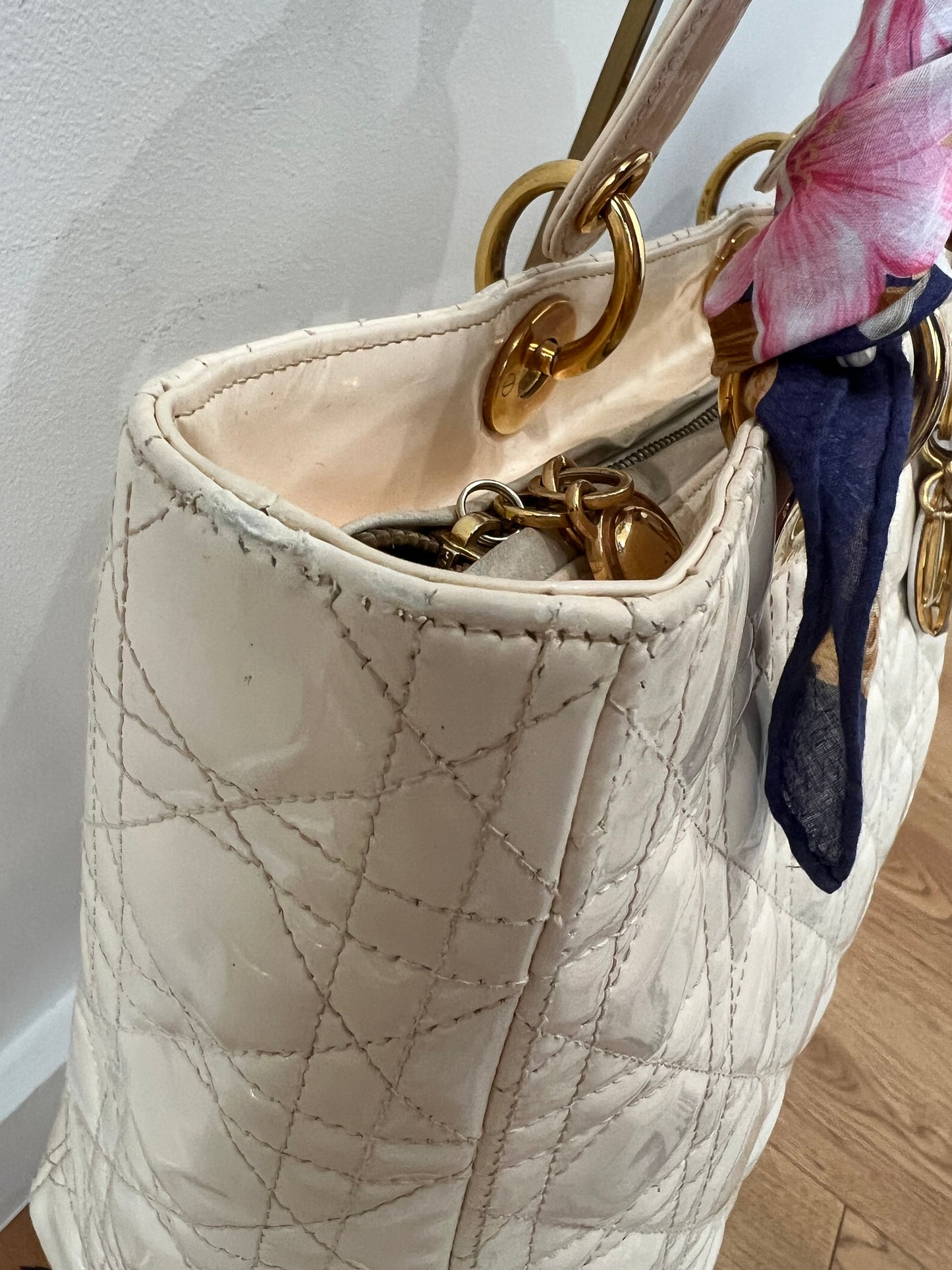 CHRISTIAN DIOR Patent Cannage Large Lady Dior Ivory