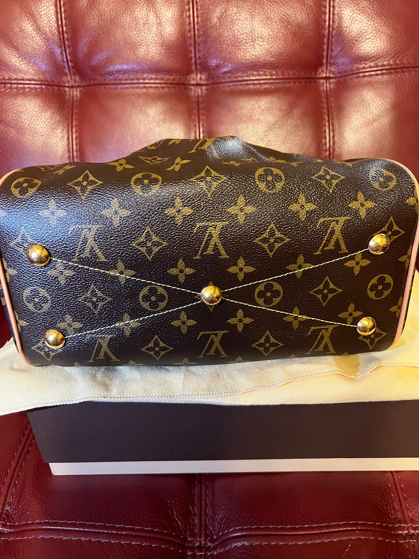 LOUIS VUITTON Monogram Tivoli PM