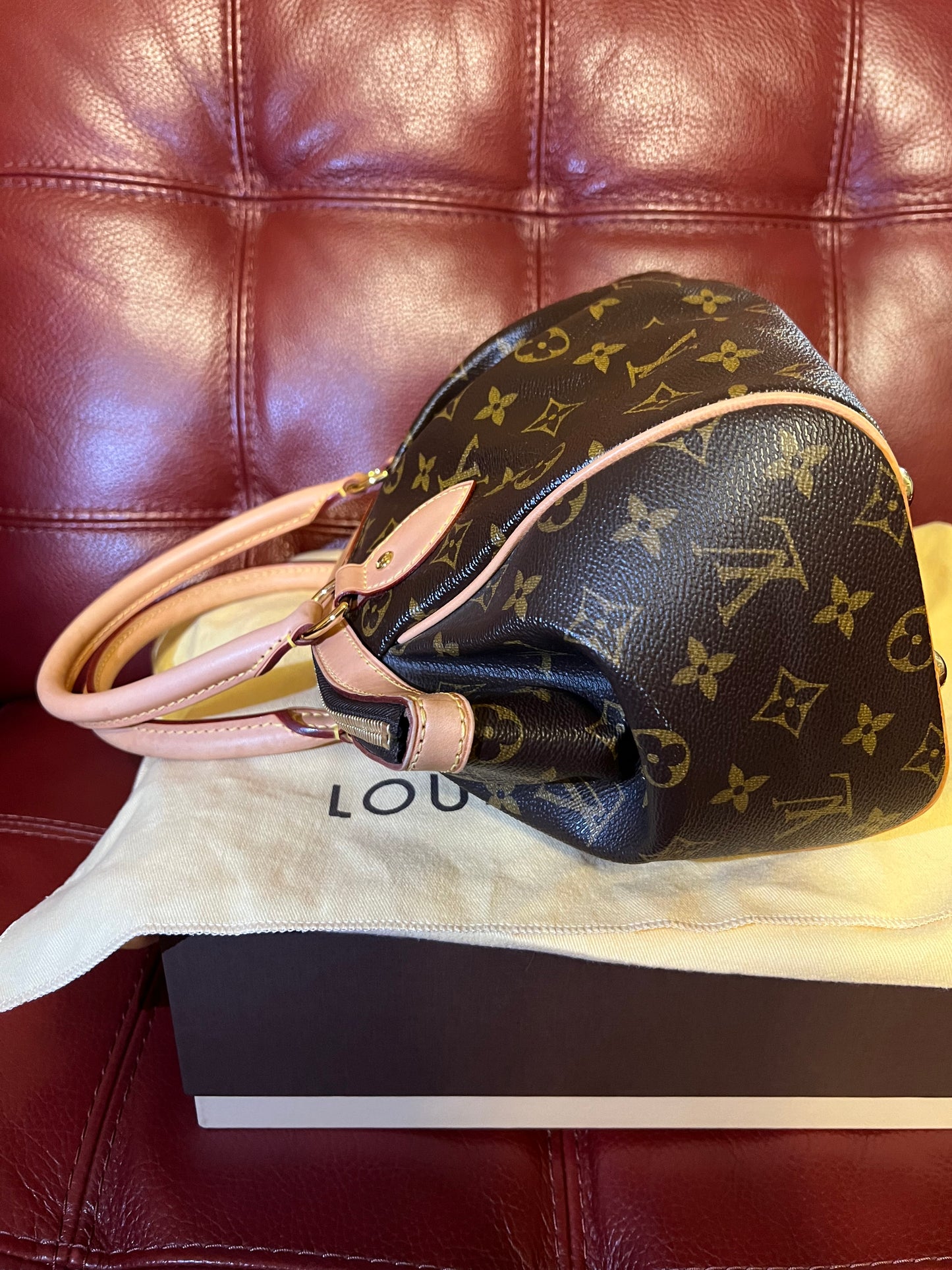 LOUIS VUITTON Monogram Tivoli PM