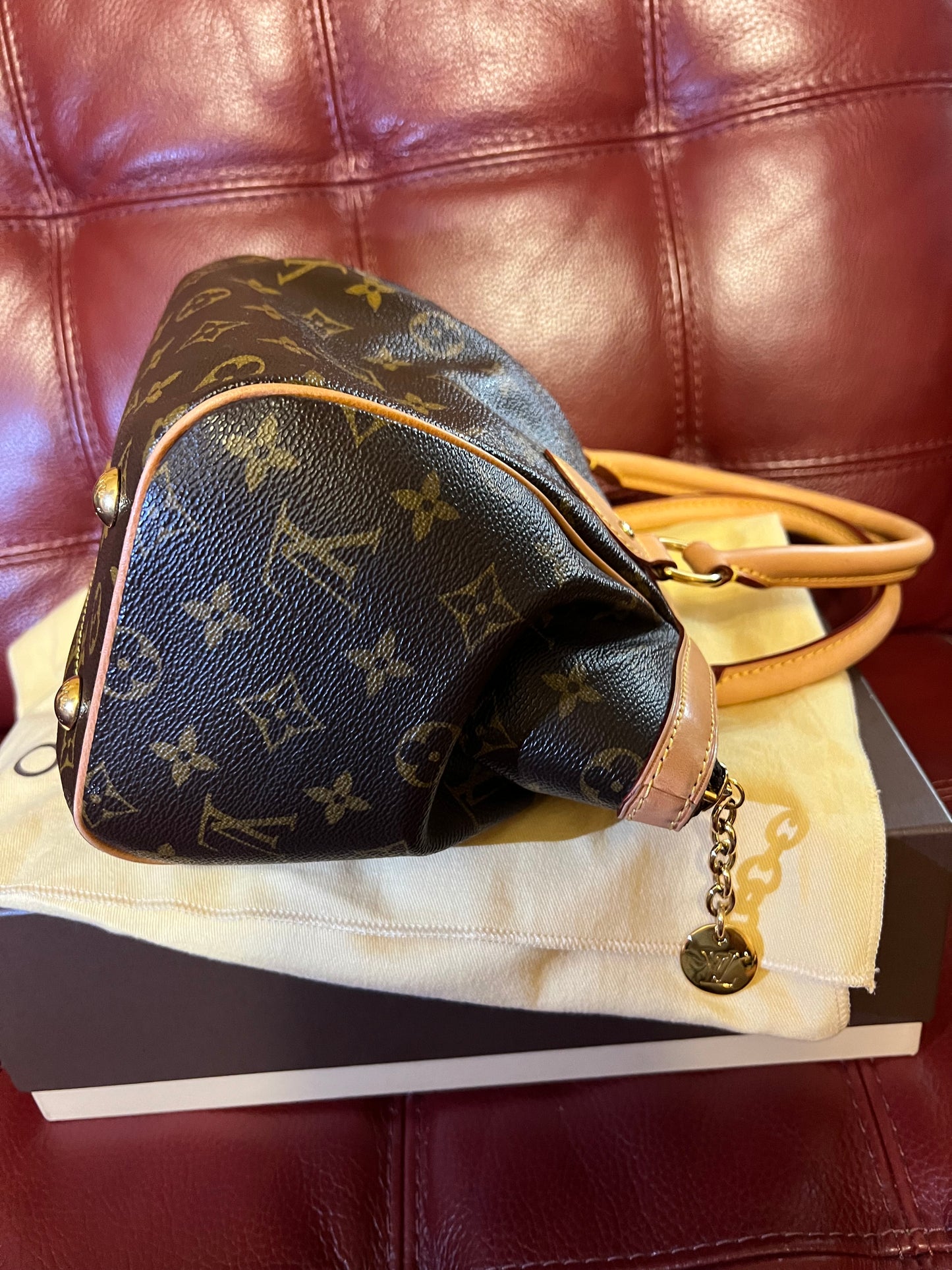 LOUIS VUITTON Monogram Tivoli PM