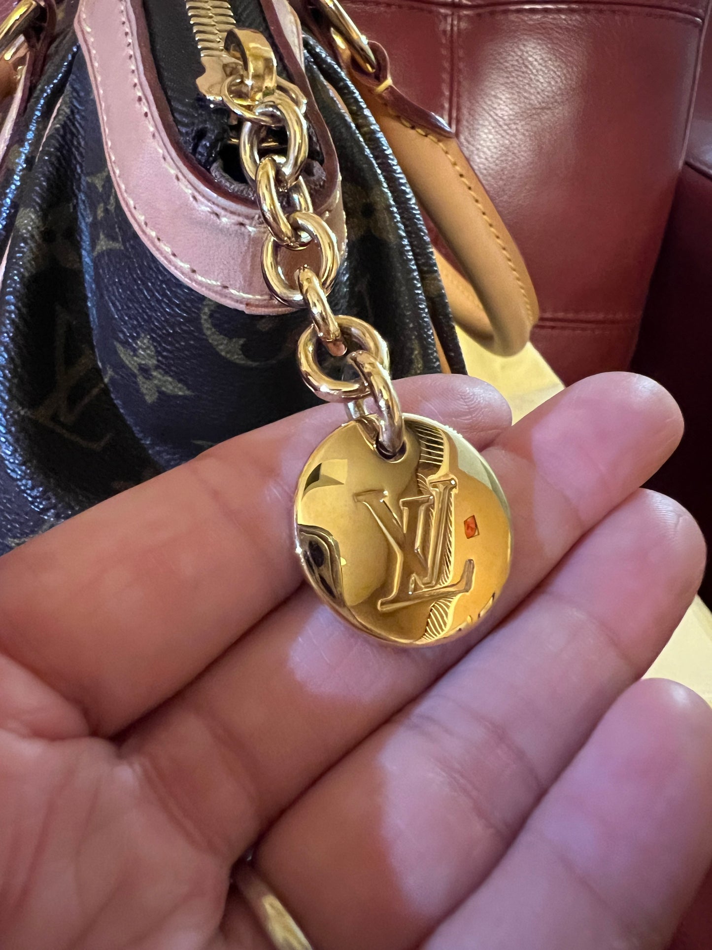 LOUIS VUITTON Monogram Tivoli PM