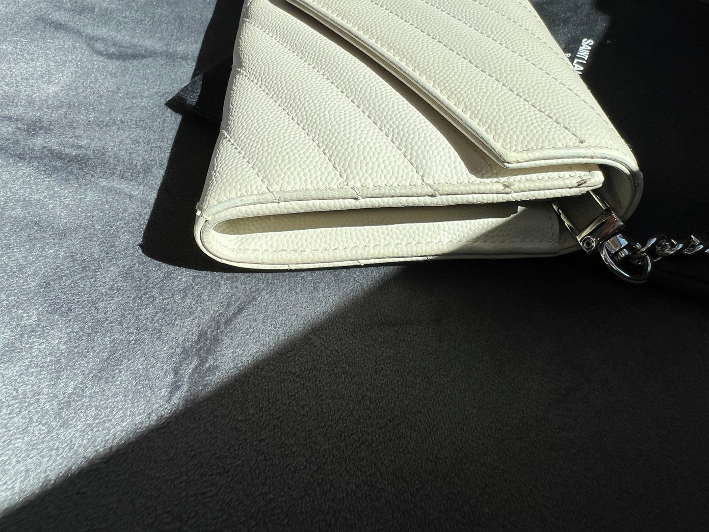 YSL Cassandre Wallet on Chain