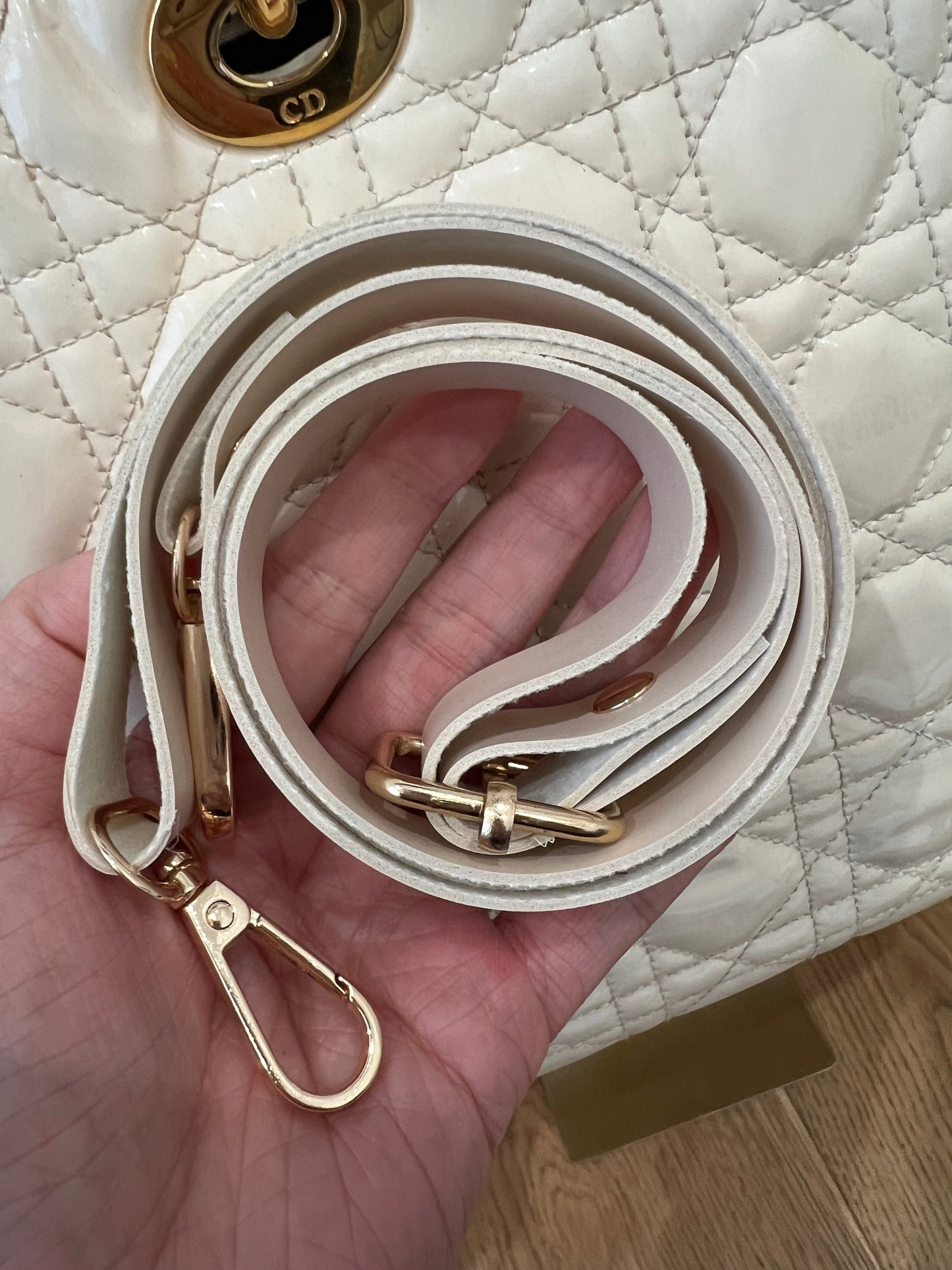 CHRISTIAN DIOR Patent Cannage Large Lady Dior Ivory