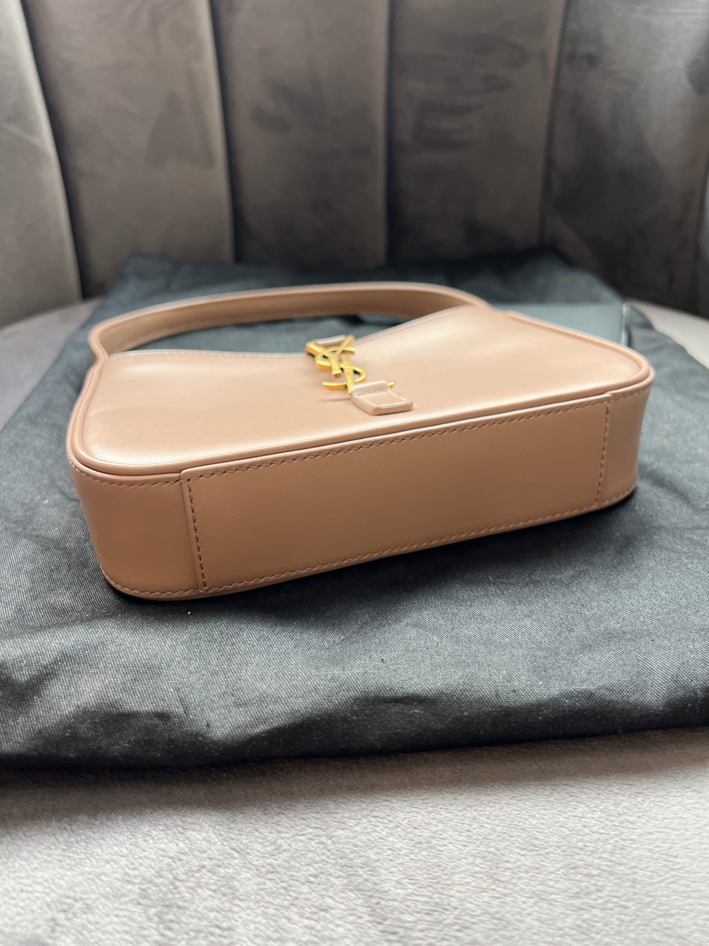 YSL Le 5 A 7 Hobo Rosy Sand