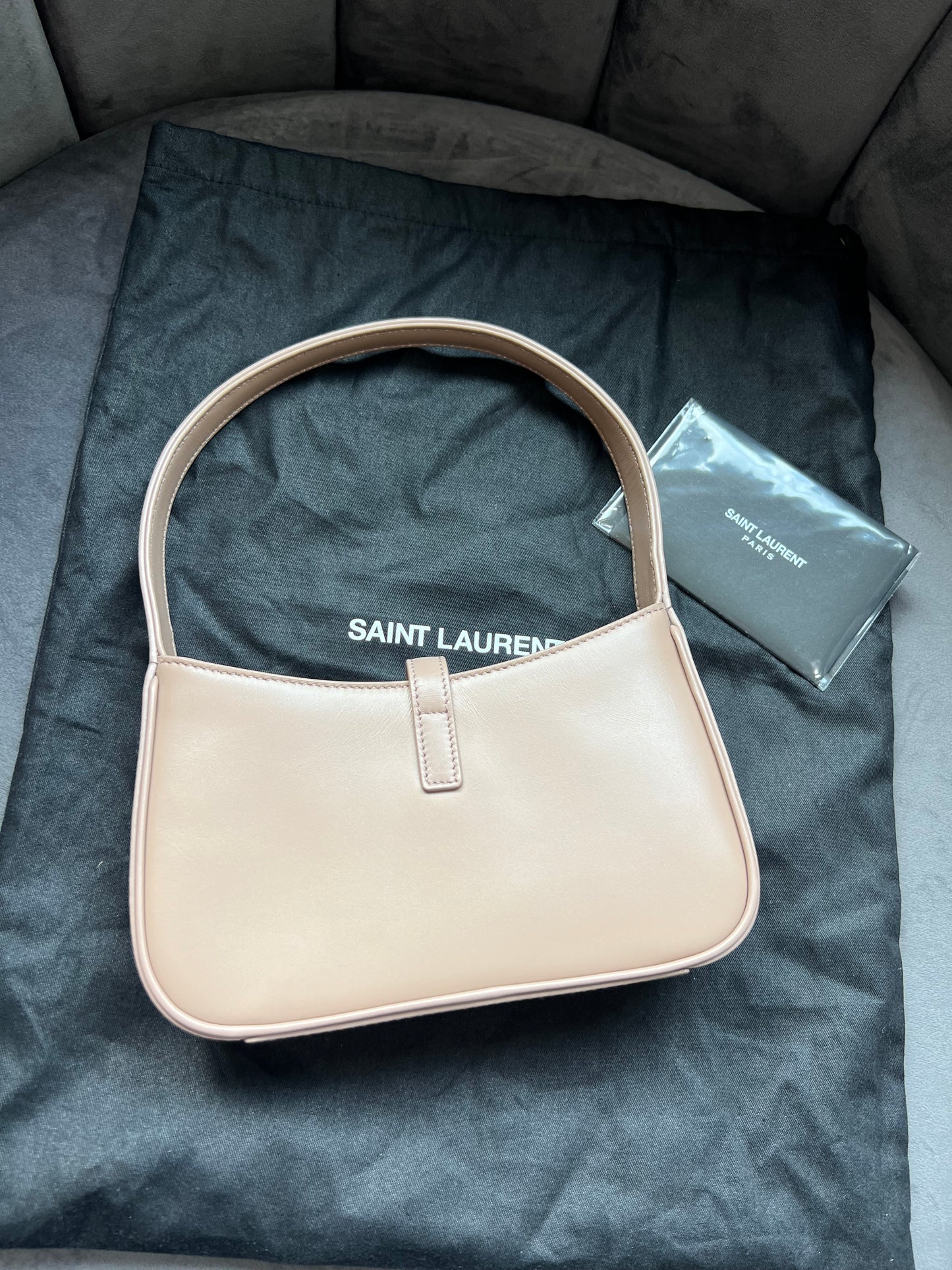 YSL Le 5 A 7 Hobo Rosy Sand
