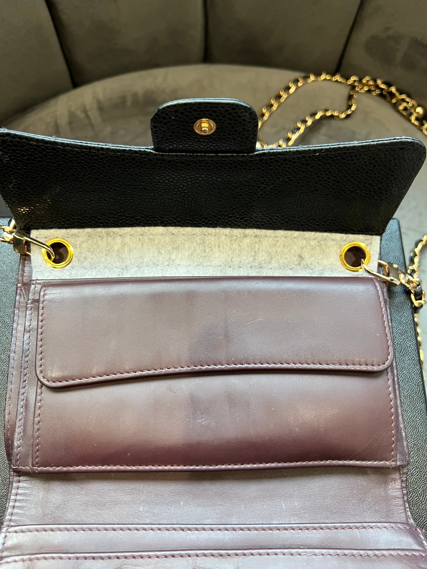Chanel caviar timeless wallet on chain