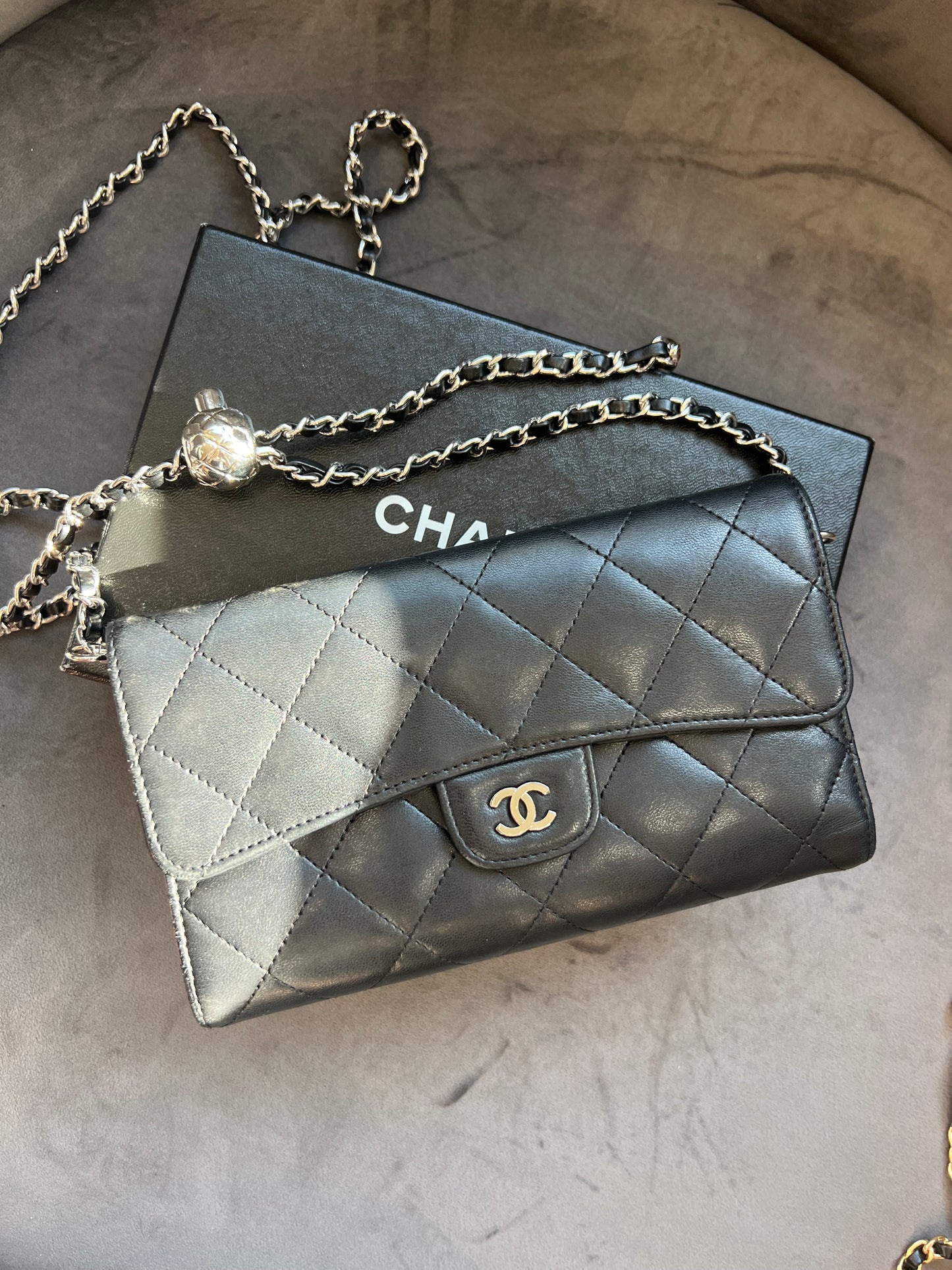 Matelasse quilted Chanel timeless wallet on chain