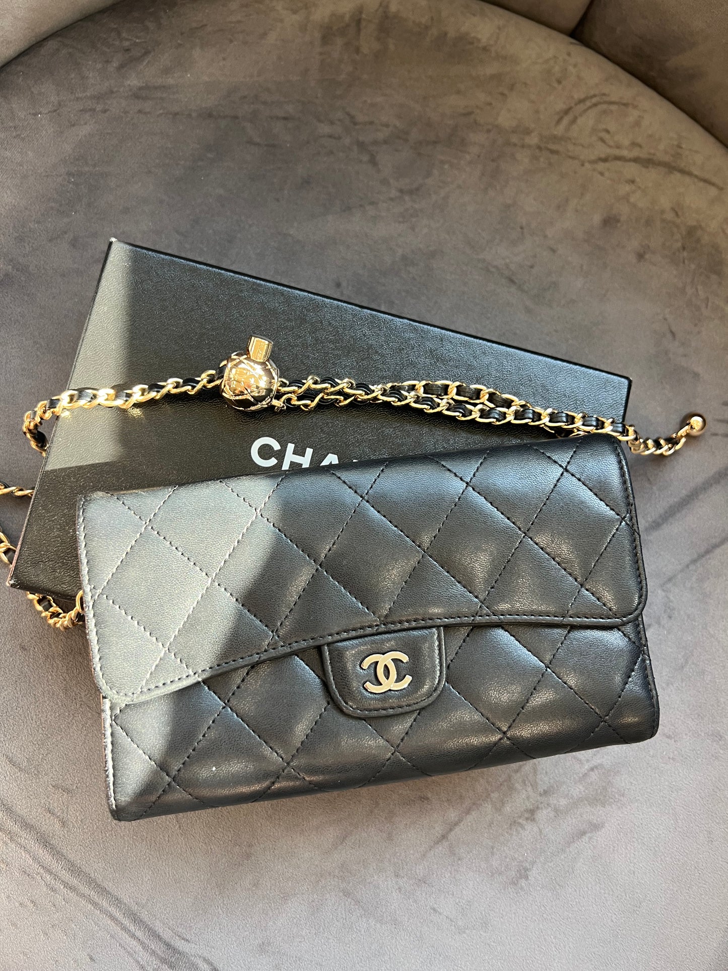 Matelasse quilted Chanel timeless wallet on chain