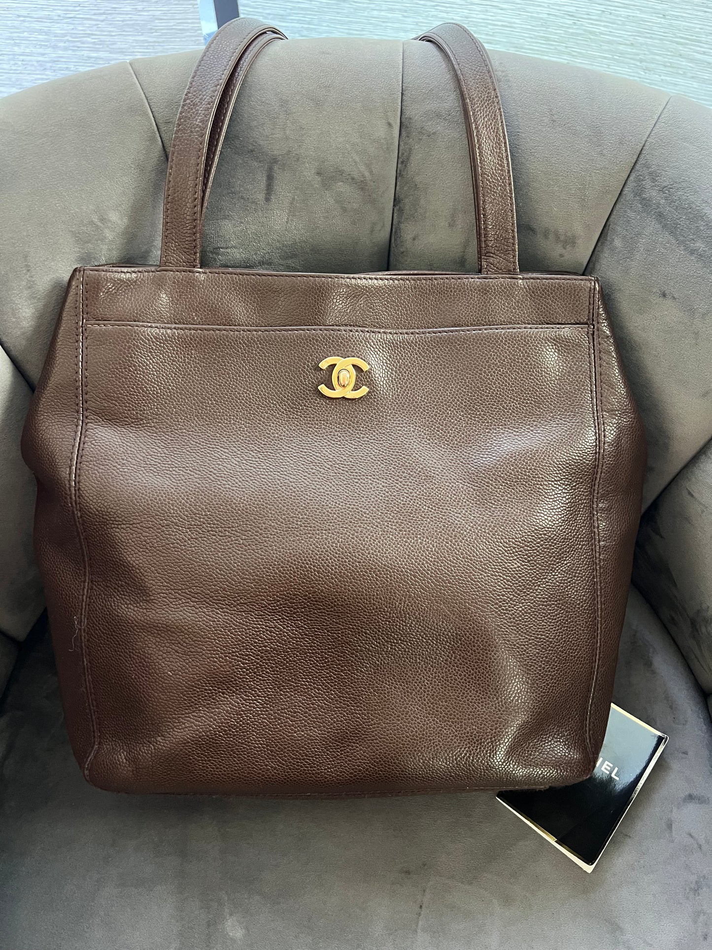 Chanel Exec Cerf Tote caviar 24k gold