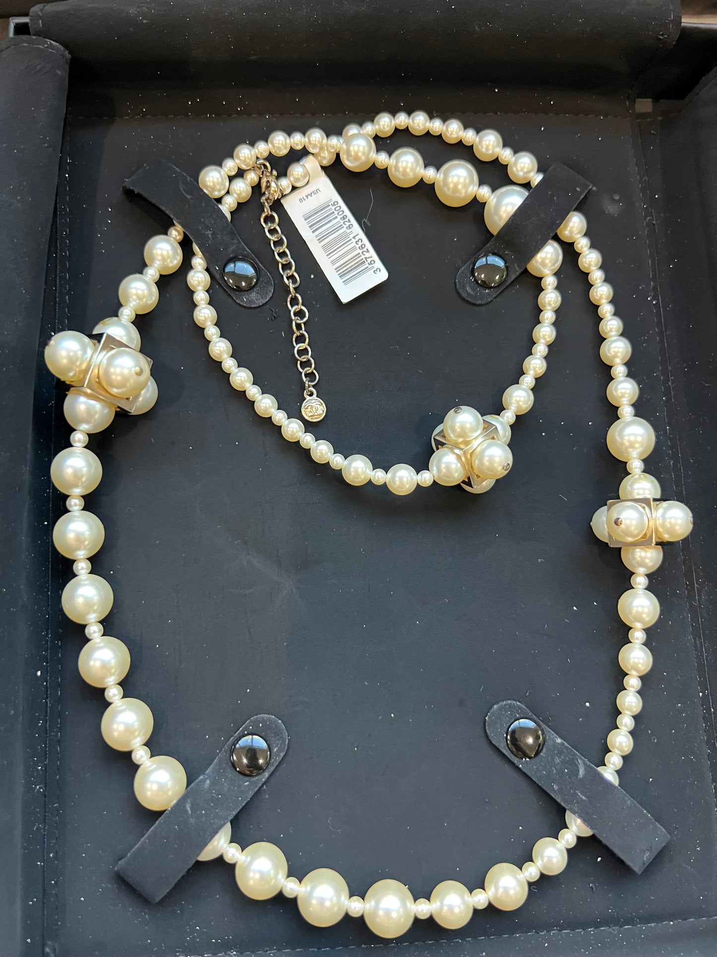 CHANEL Pearl And Cocomark Cube Classic Necklace