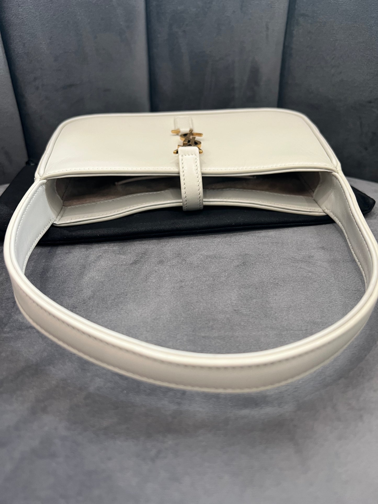 MINI LE 5 À 7 HOBO BAG