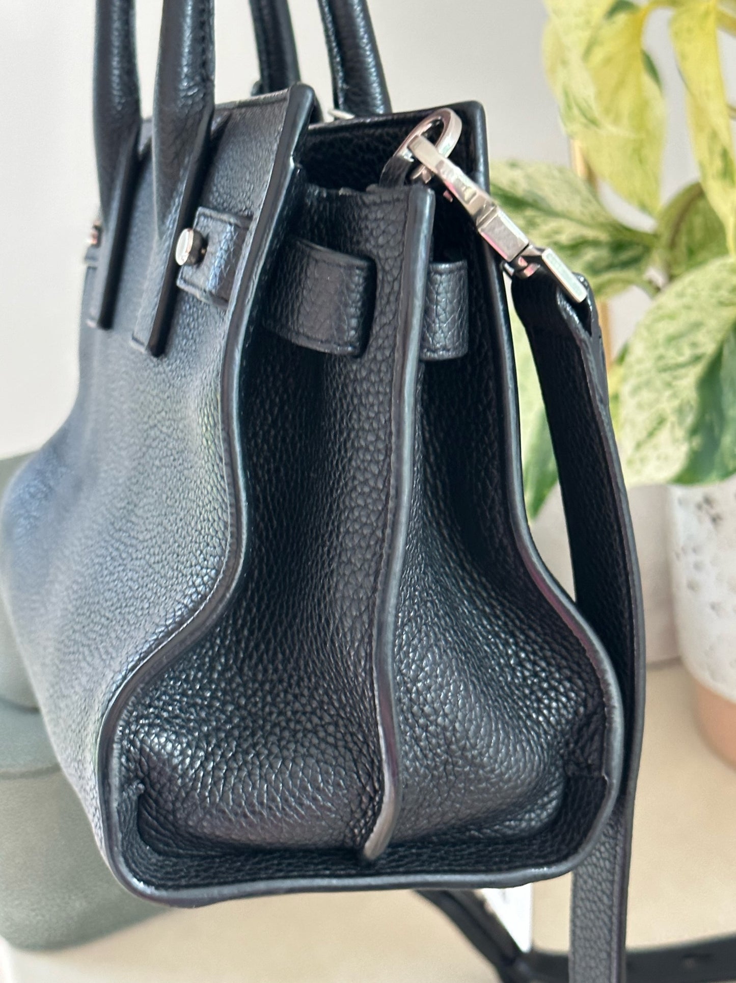 YSL sac de jour nano
