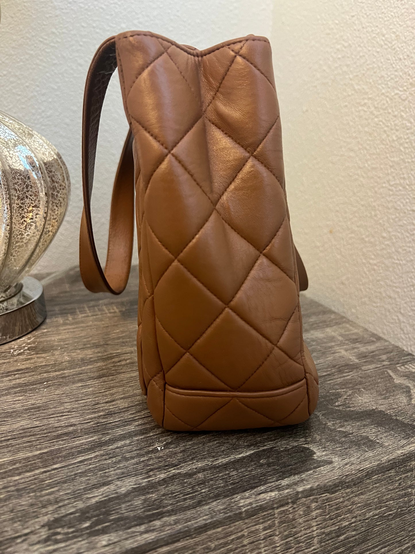 Chanel Kelly vintage turn lock shoulder bag