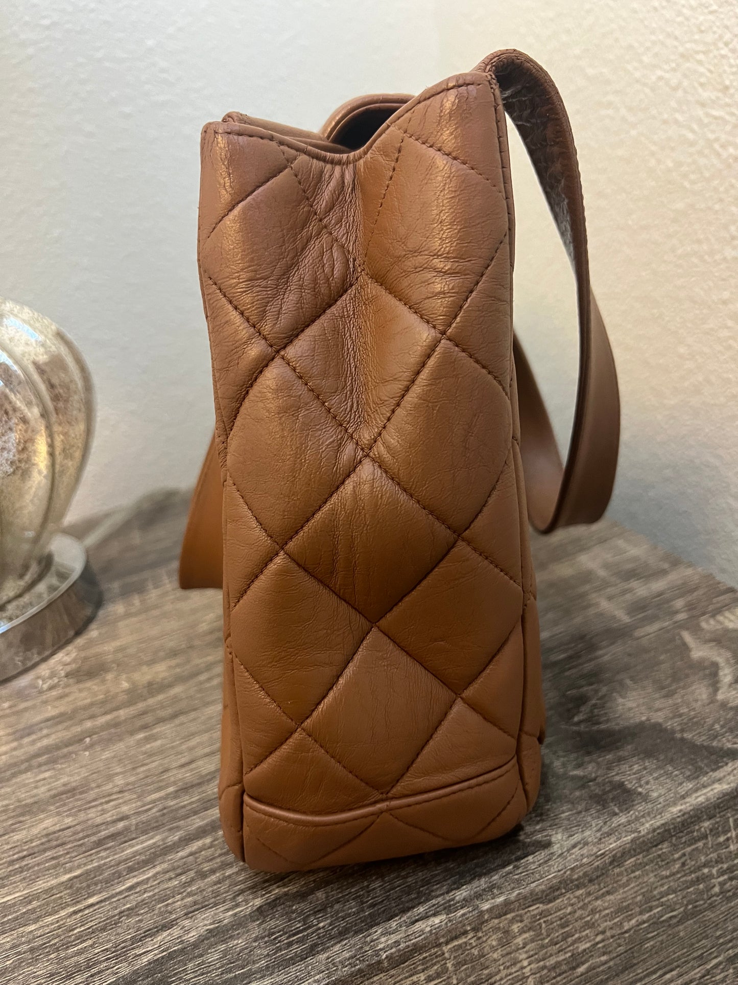 Chanel Kelly vintage turn lock shoulder bag