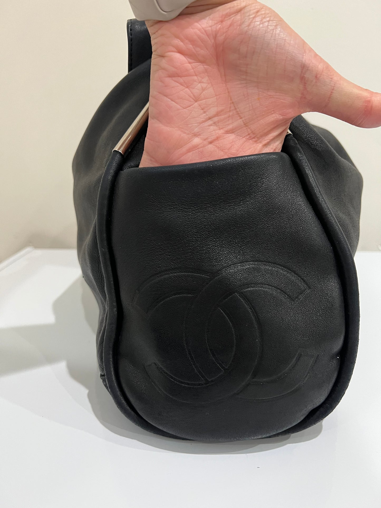 Final sale price - CHANEL Lambskin Ultimate Soft Hobo Tote in Black