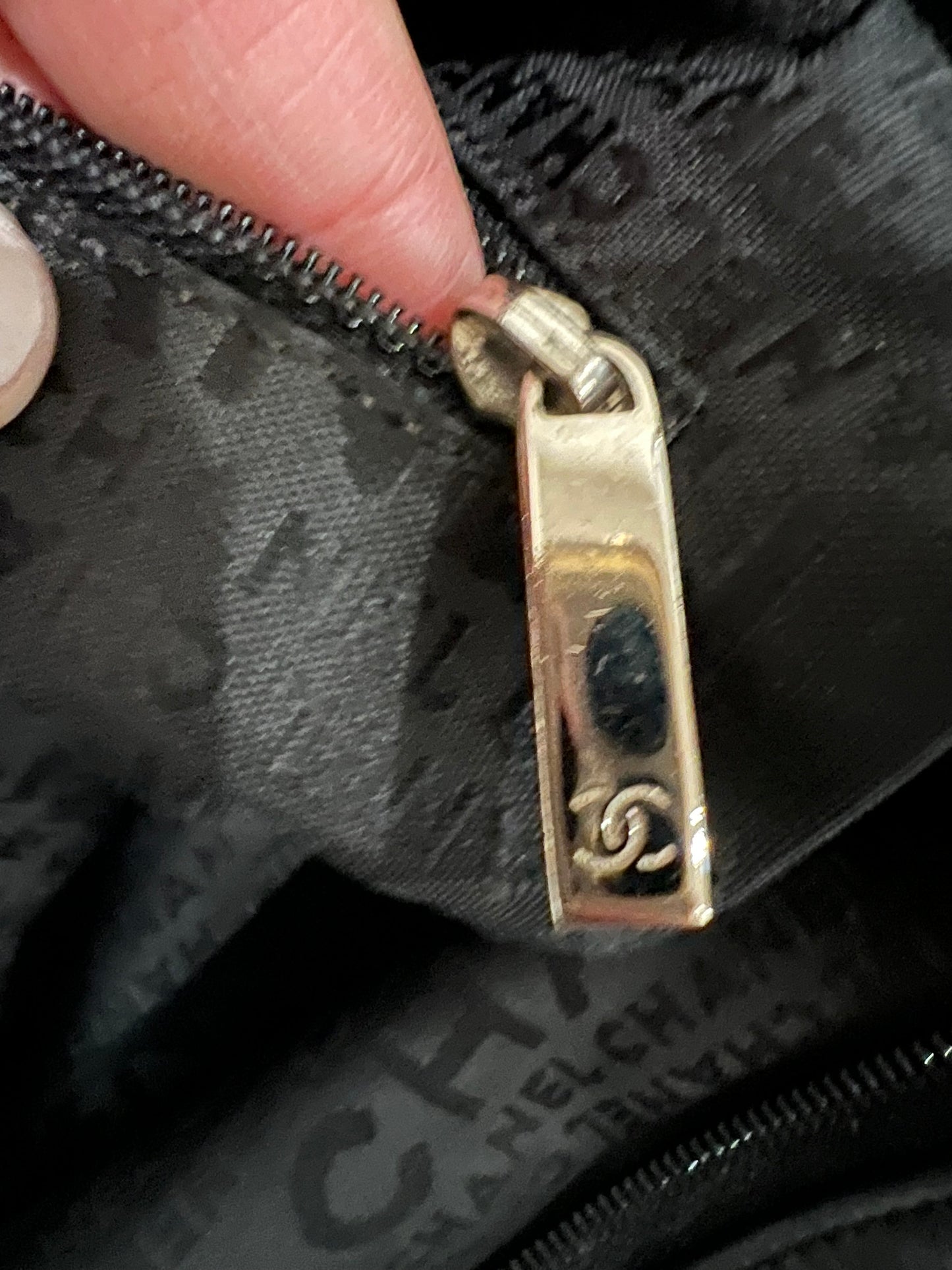 Final sale price - CHANEL Lambskin Ultimate Soft Hobo Tote in Black