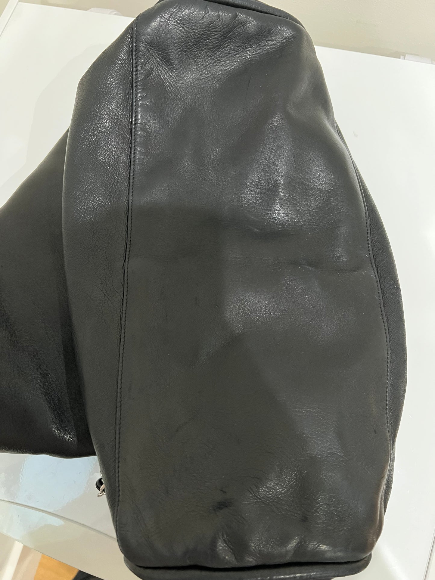 Final sale price - CHANEL Lambskin Ultimate Soft Hobo Tote in Black