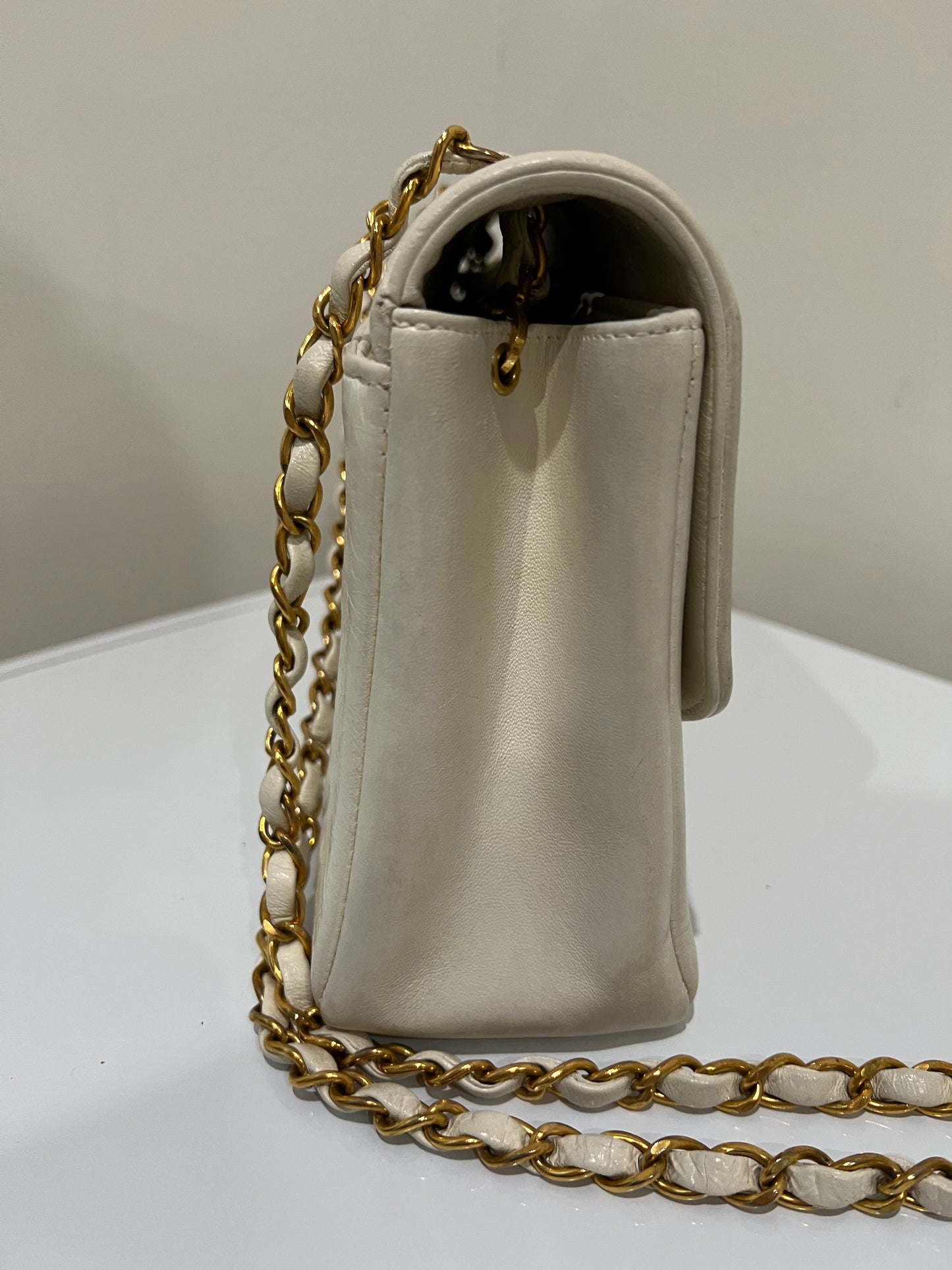 Chanel ivory vintage Diana