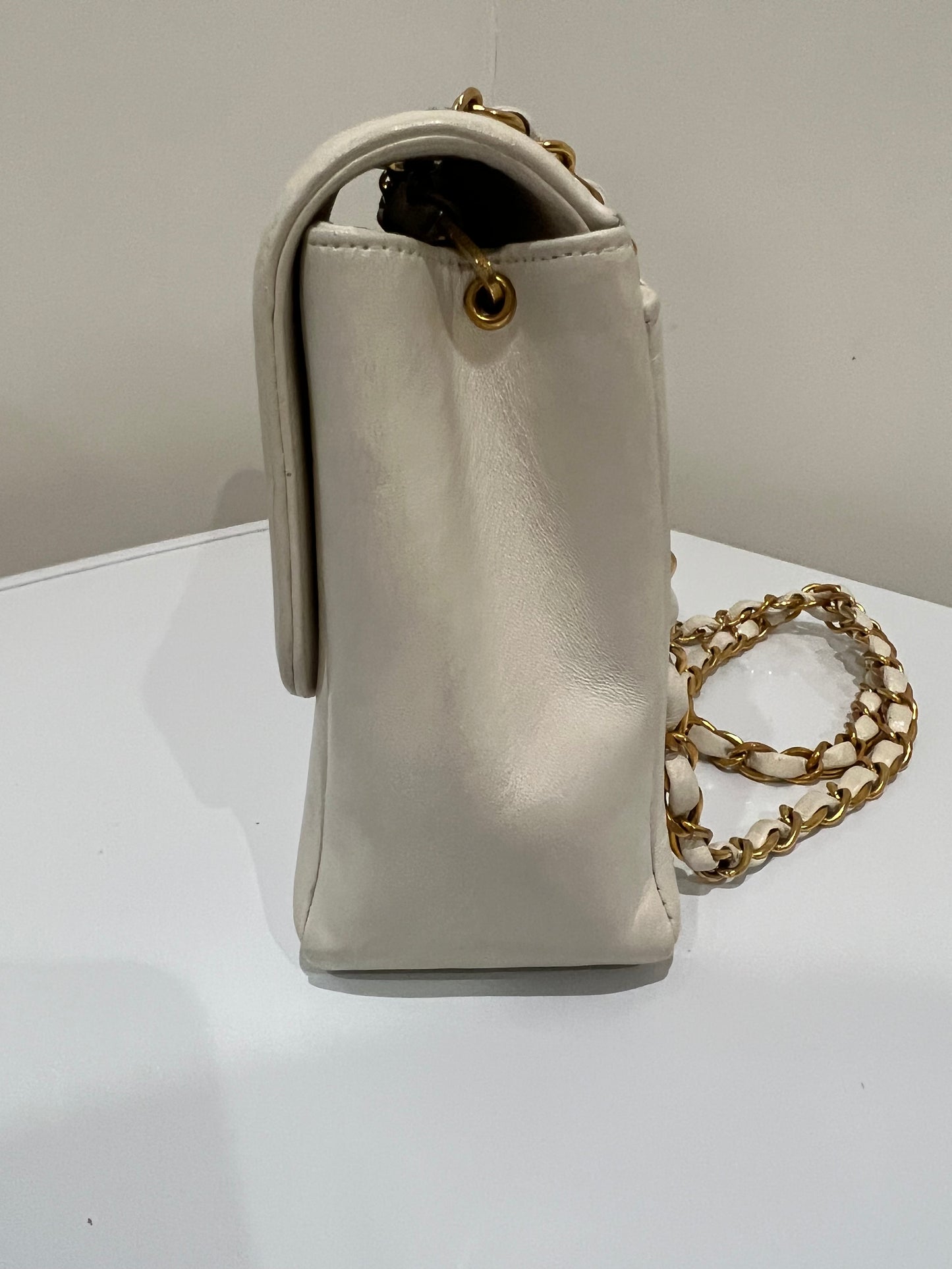 Chanel ivory vintage Diana