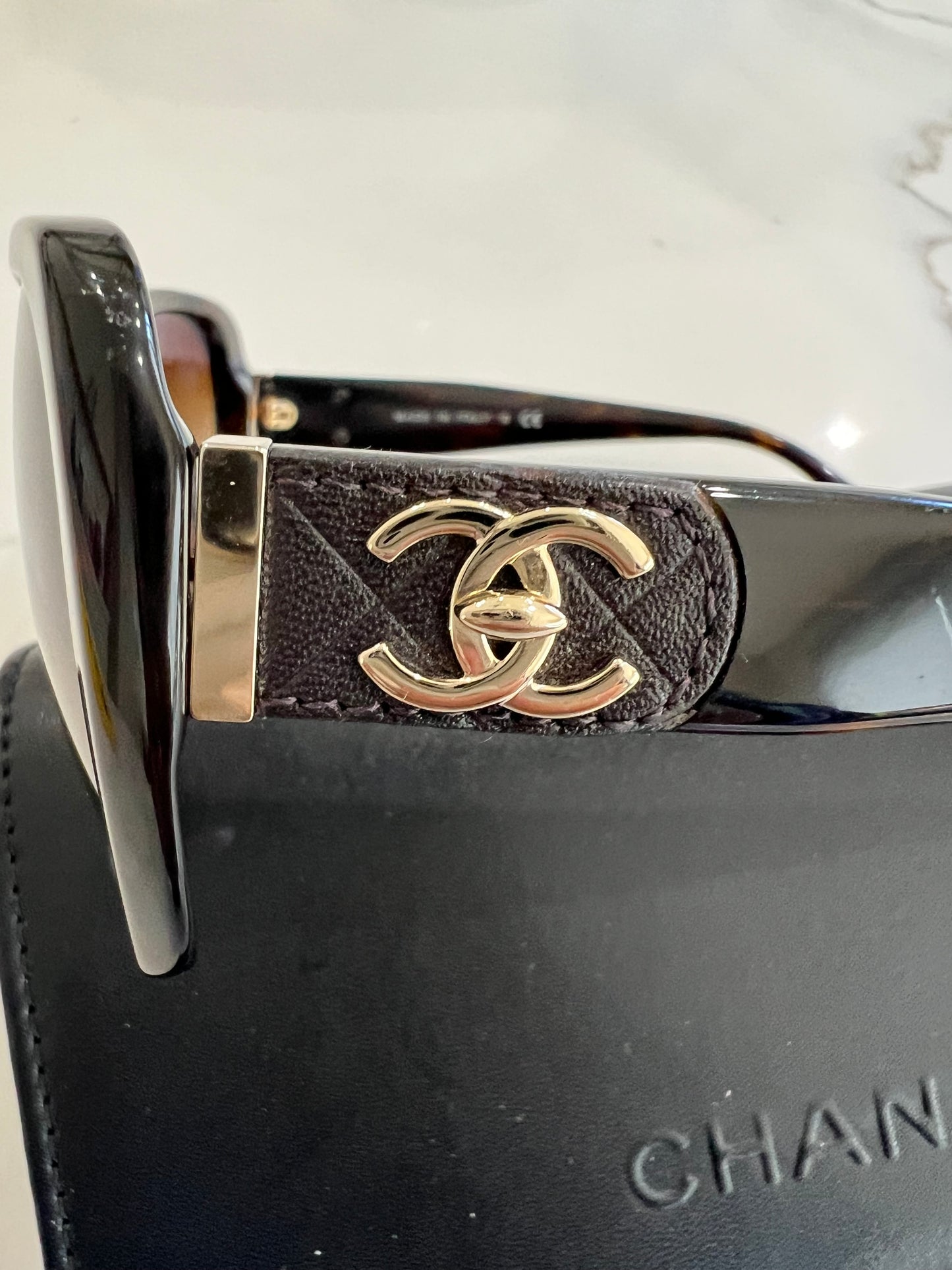 CHANEL CC Turnlock Sunglasses Tortoise