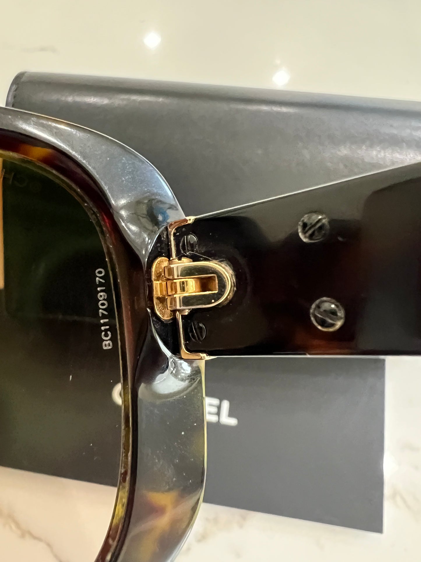 CHANEL CC Turnlock Sunglasses Tortoise