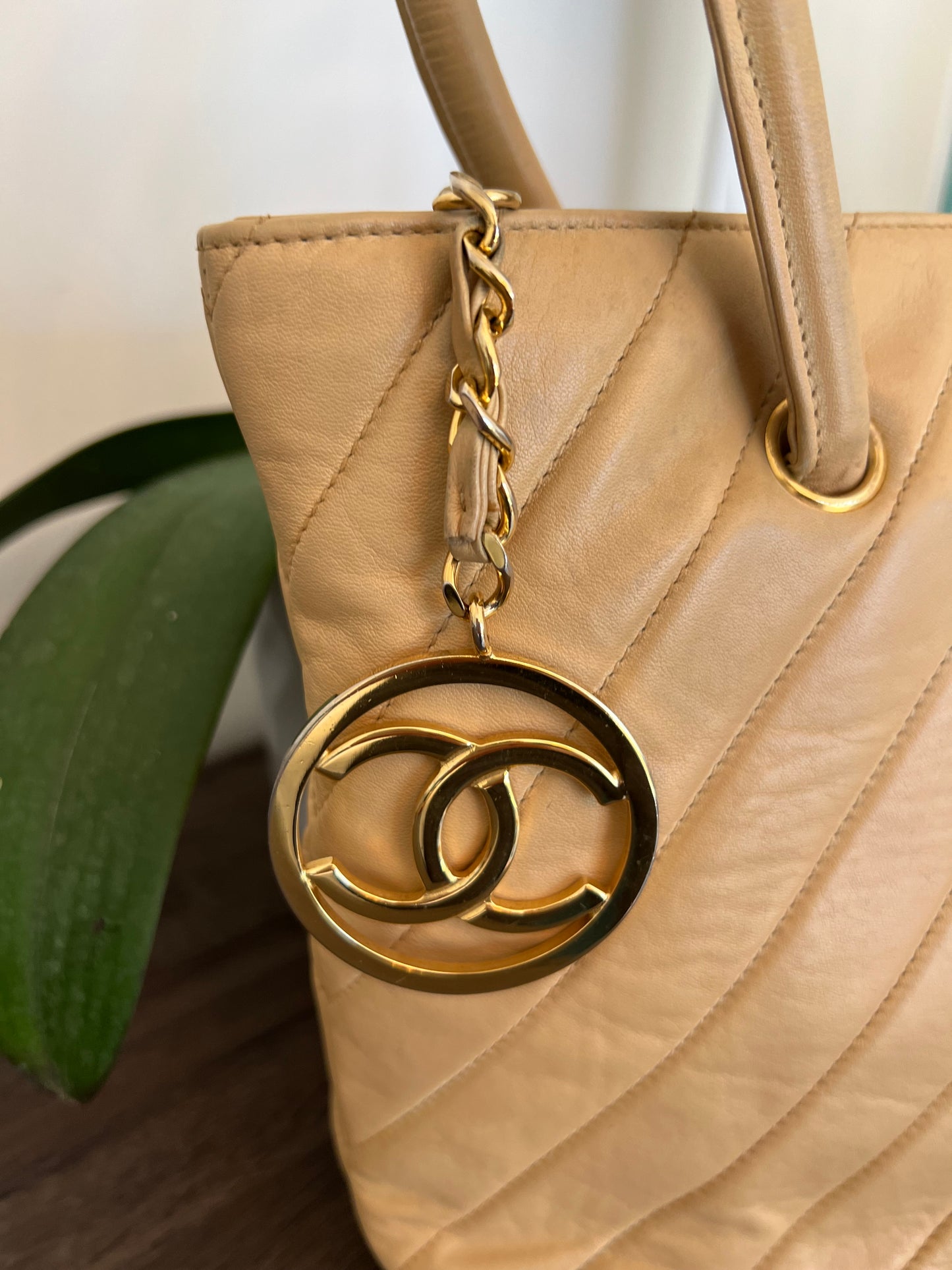 Chanel Chevron Tote in Beige Vintage 24k gold