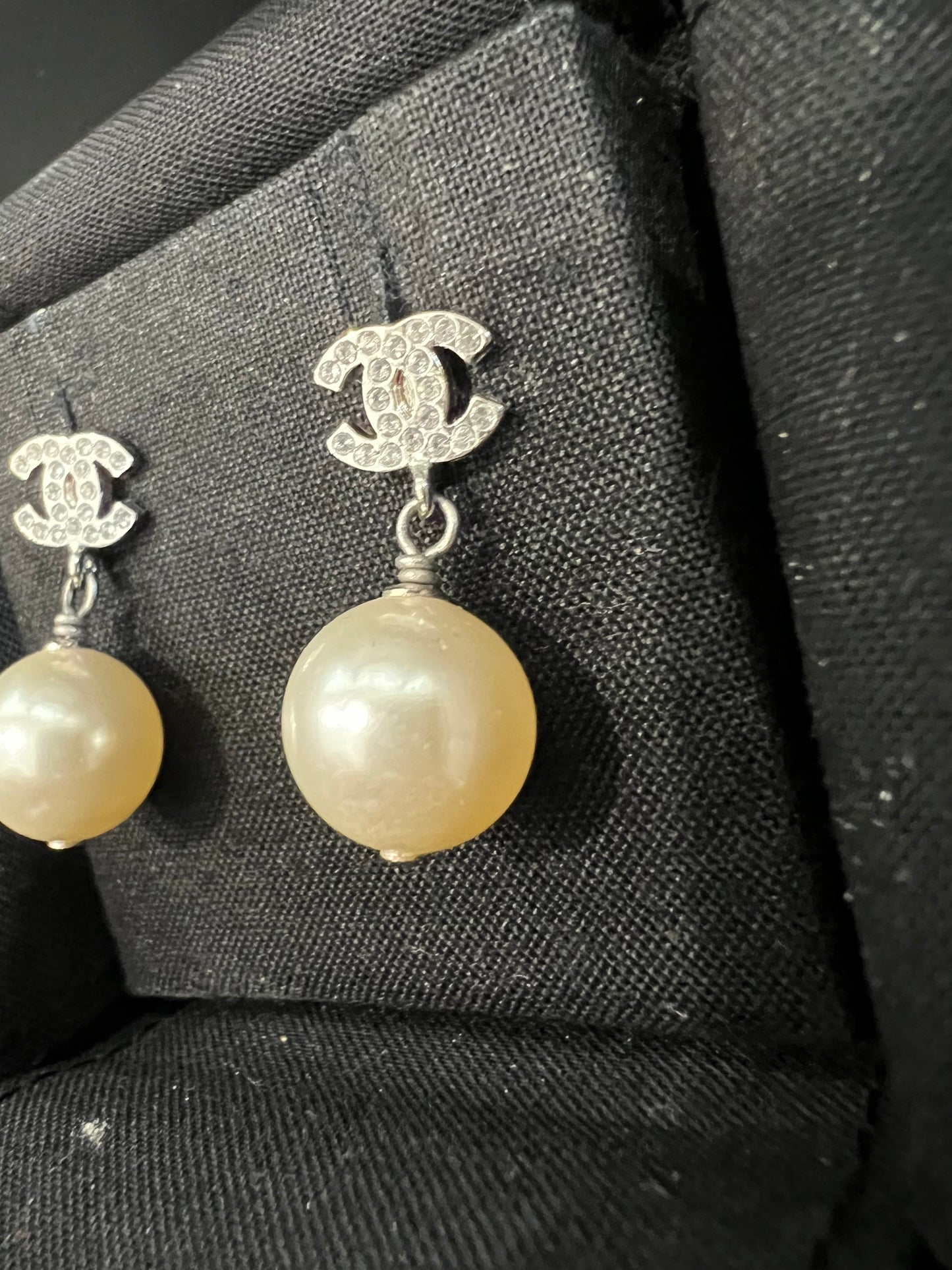 CHANEL Crystal Pearl CC Drop Earrings