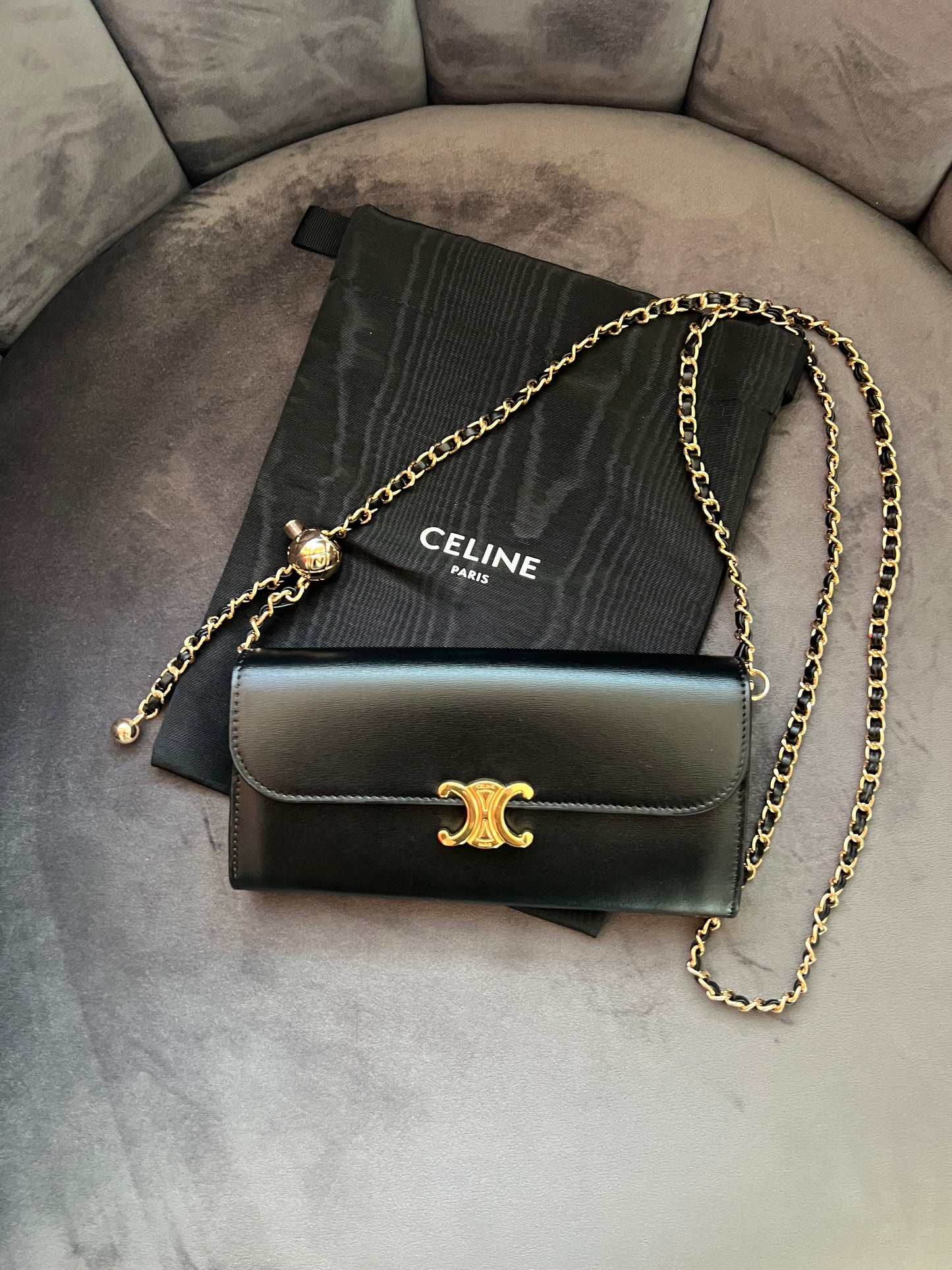 Celine Triomphe wallet on chain