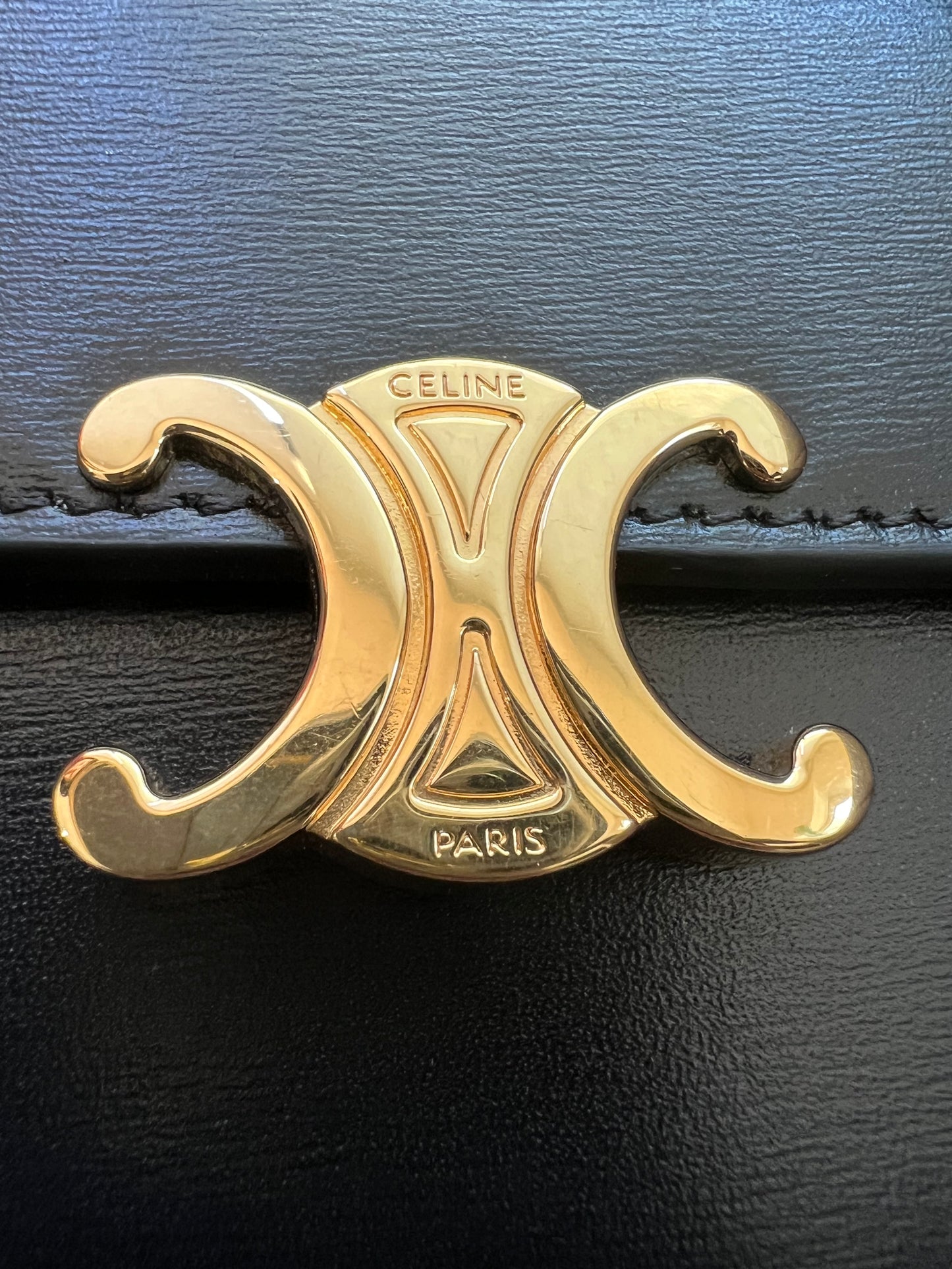 Celine Triomphe wallet on chain