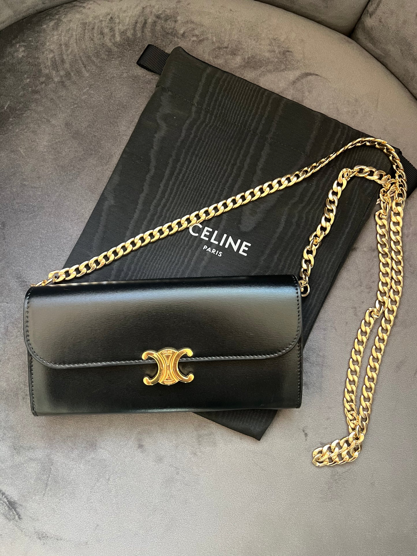 Celine Triomphe wallet on chain