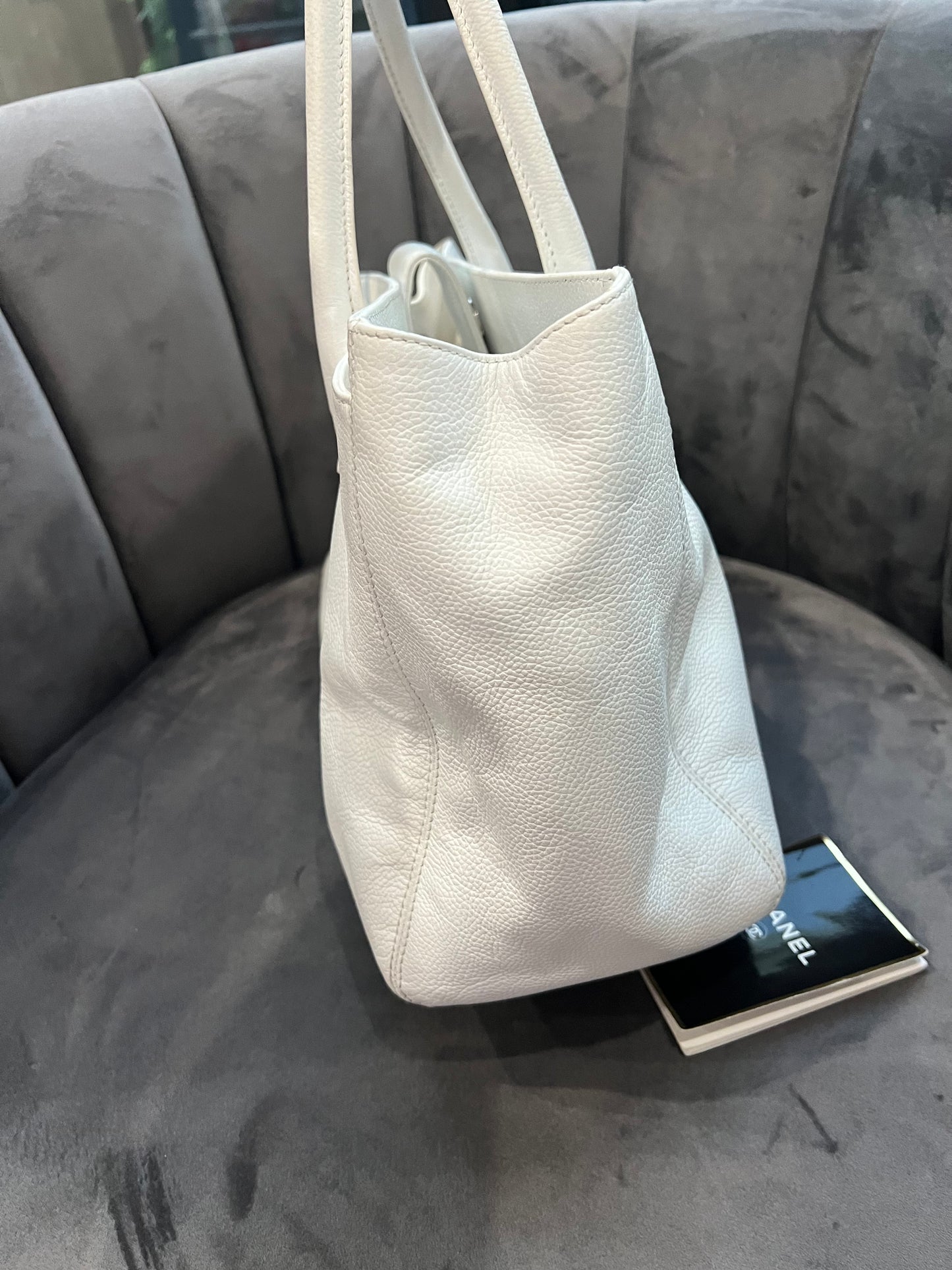 Chanel Exec Cerf Tote bag
