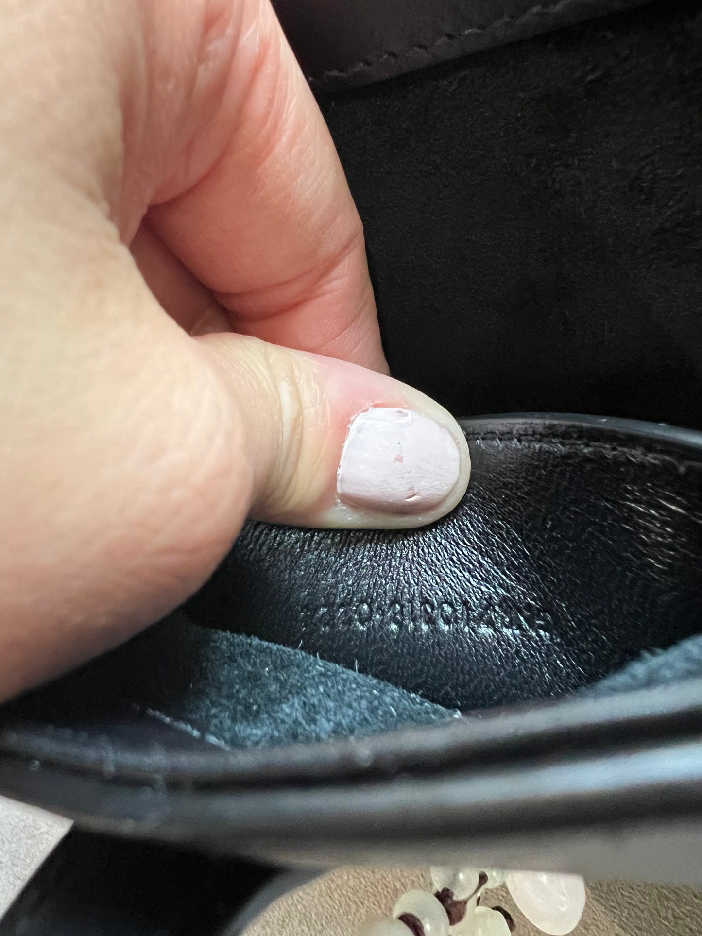 Yves Saint Laurent Le 5 A 7 Hobo Bag