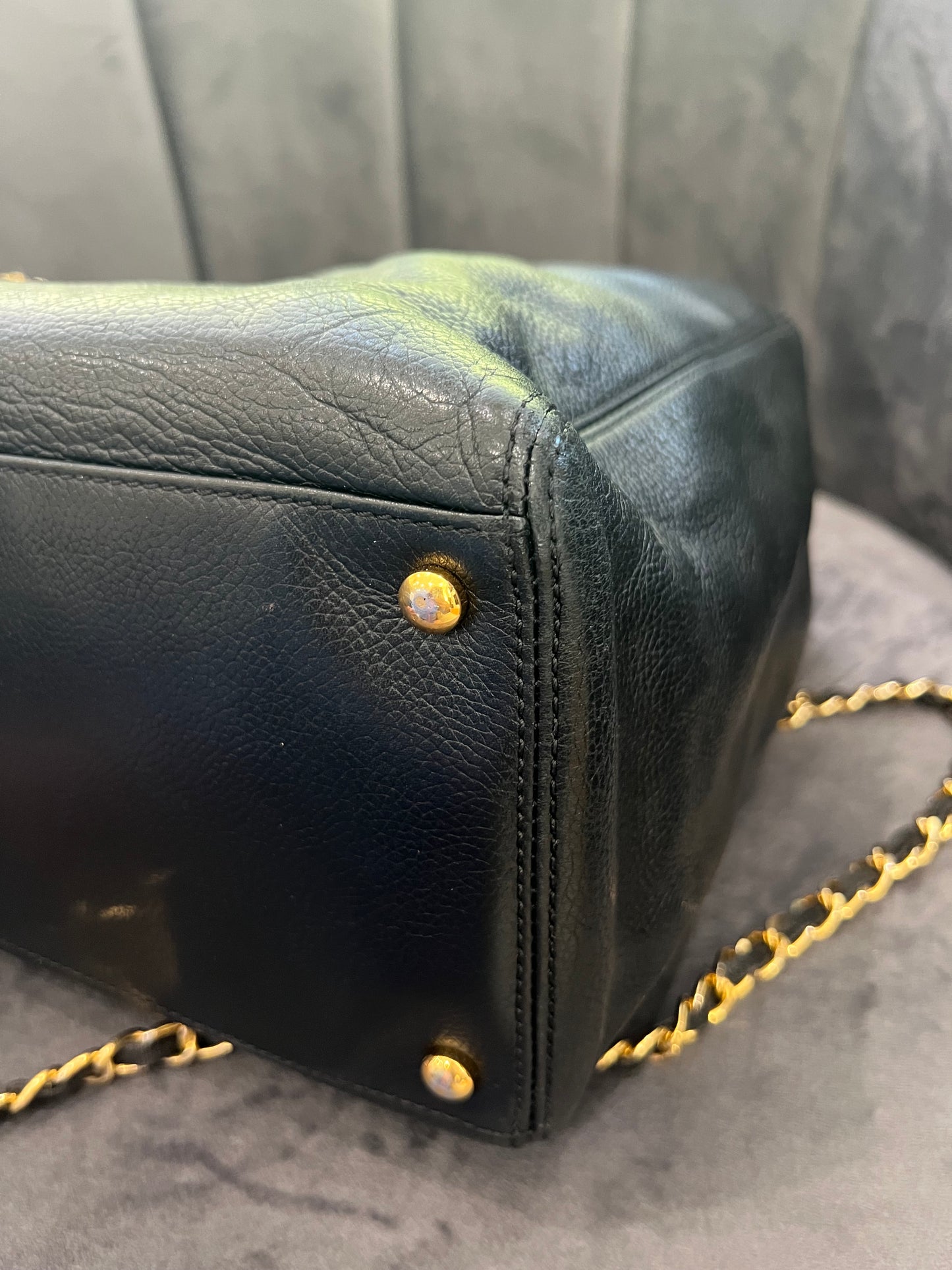 CHANEL Caviar Cerf Executive Tote bag