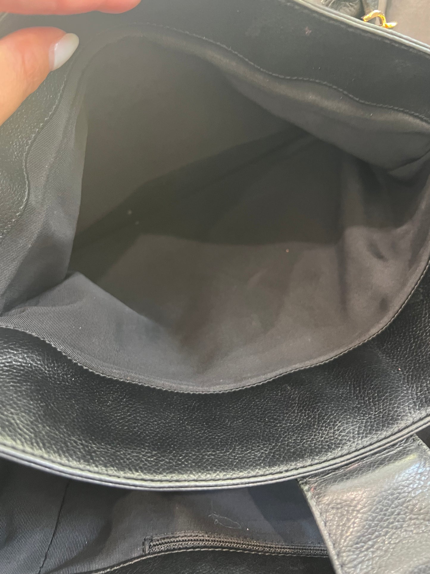 CHANEL Caviar Cerf Executive Tote bag