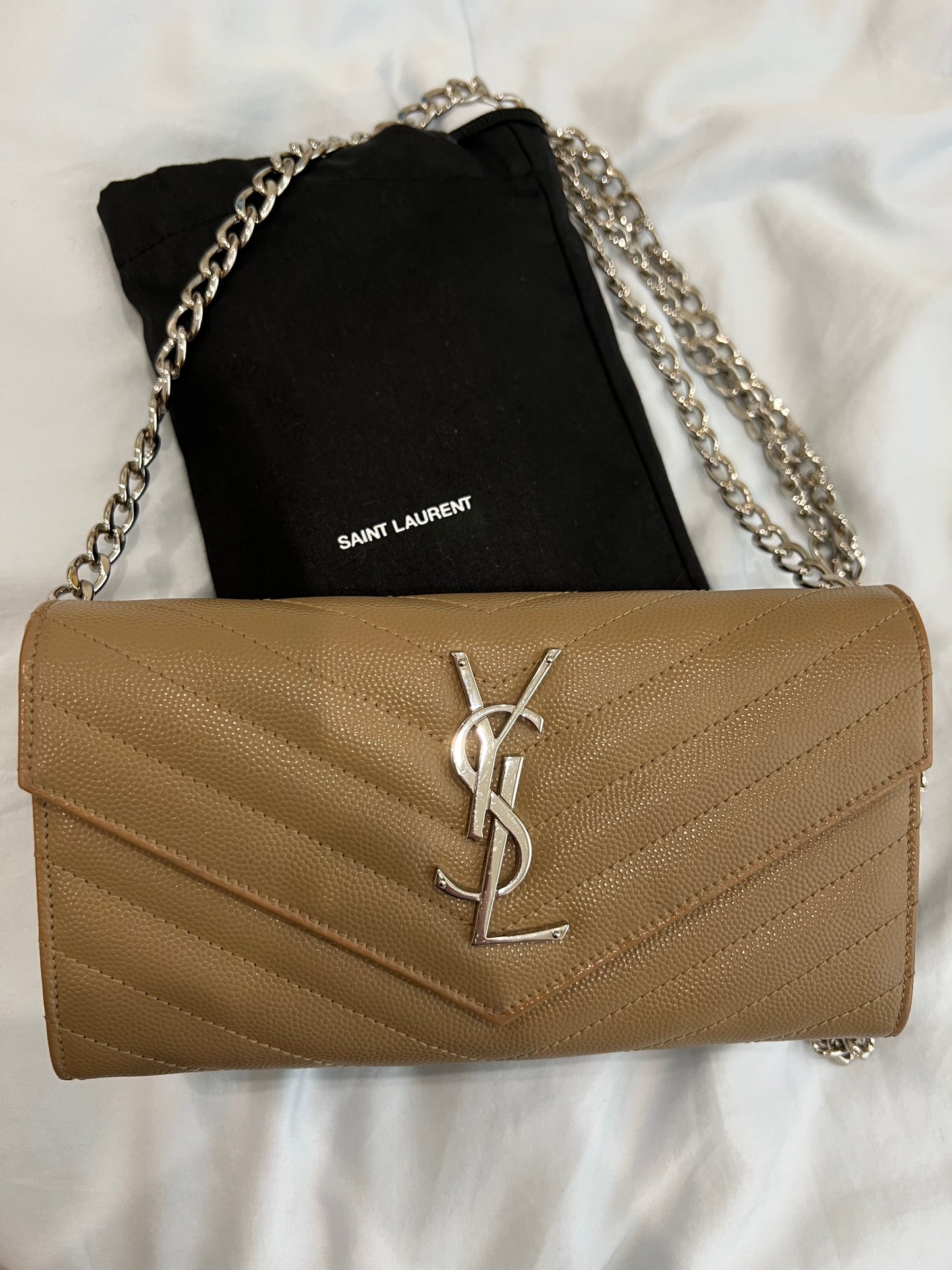 Beige YSL cassandre wallet on chain