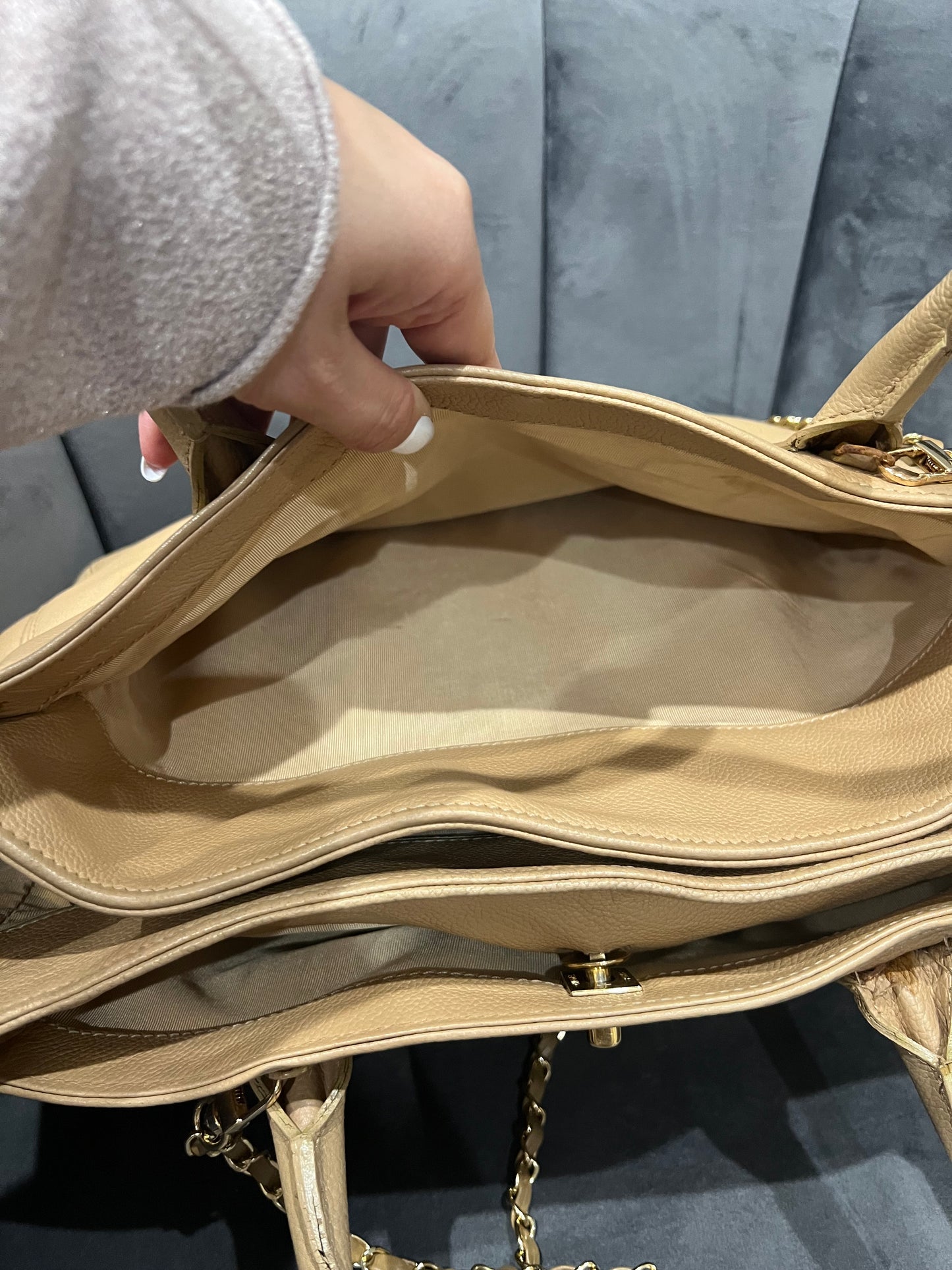 CHANEL Cerf Executive Tote Bag 24k Gold