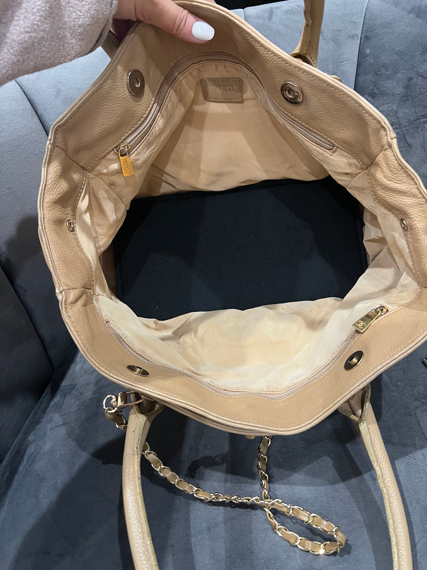 CHANEL Cerf Executive Tote Bag 24k Gold