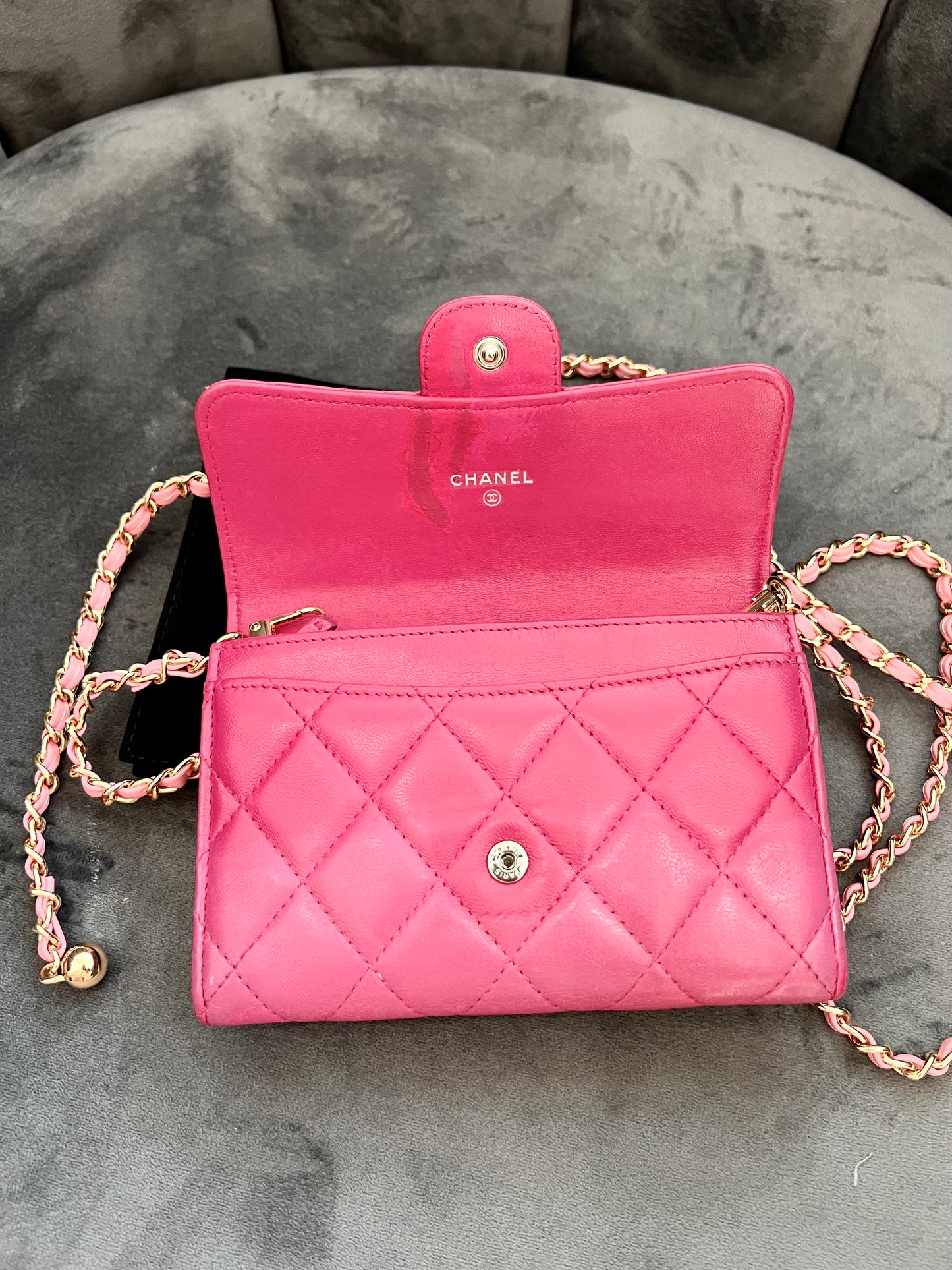 Chanel matelasse pink wallet on chain