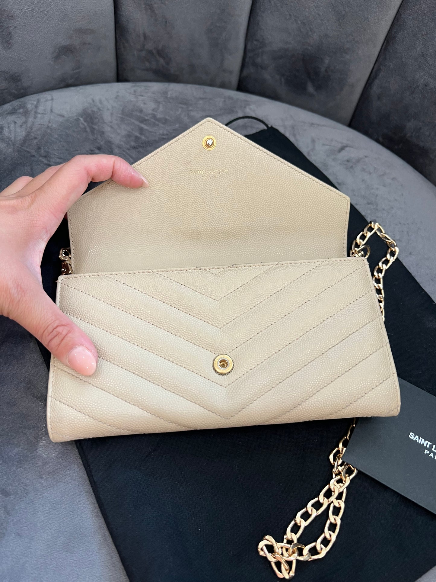 Beige YSL cassandre wallet on chain