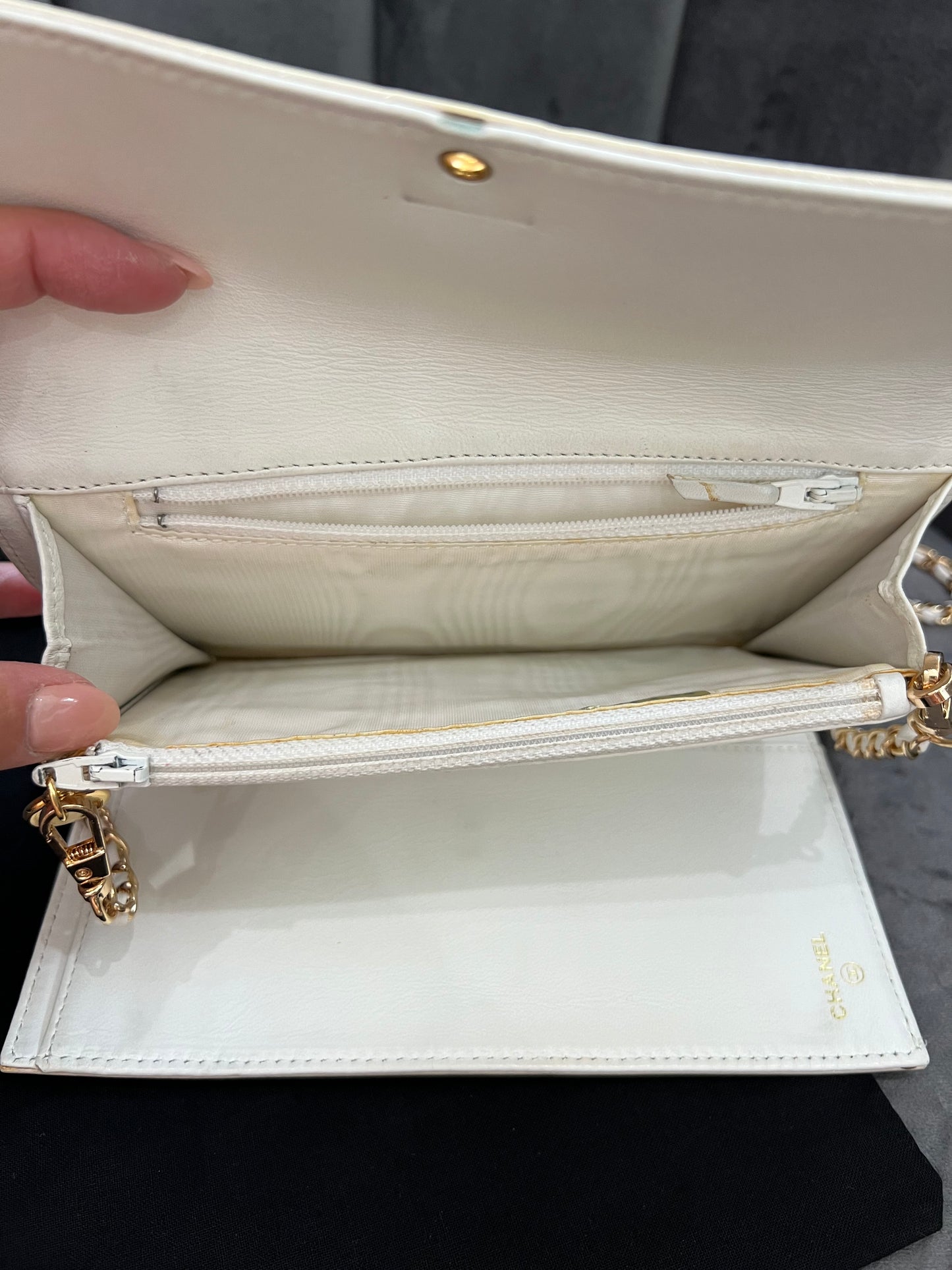 Chanel caviar large white clutch wallet on chain